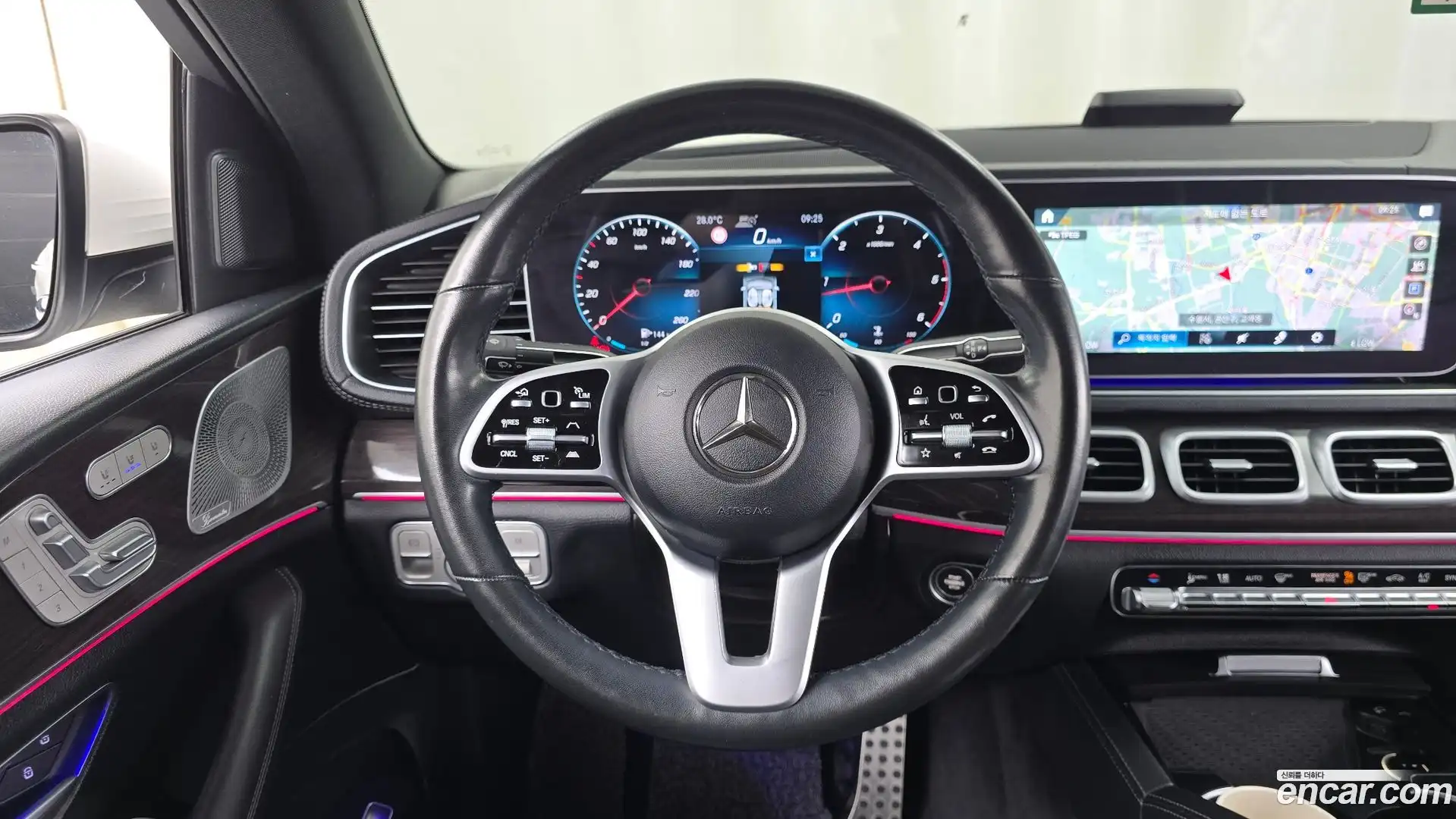GLE-Class Mercedes-Benz 2021.2-OPTION-016