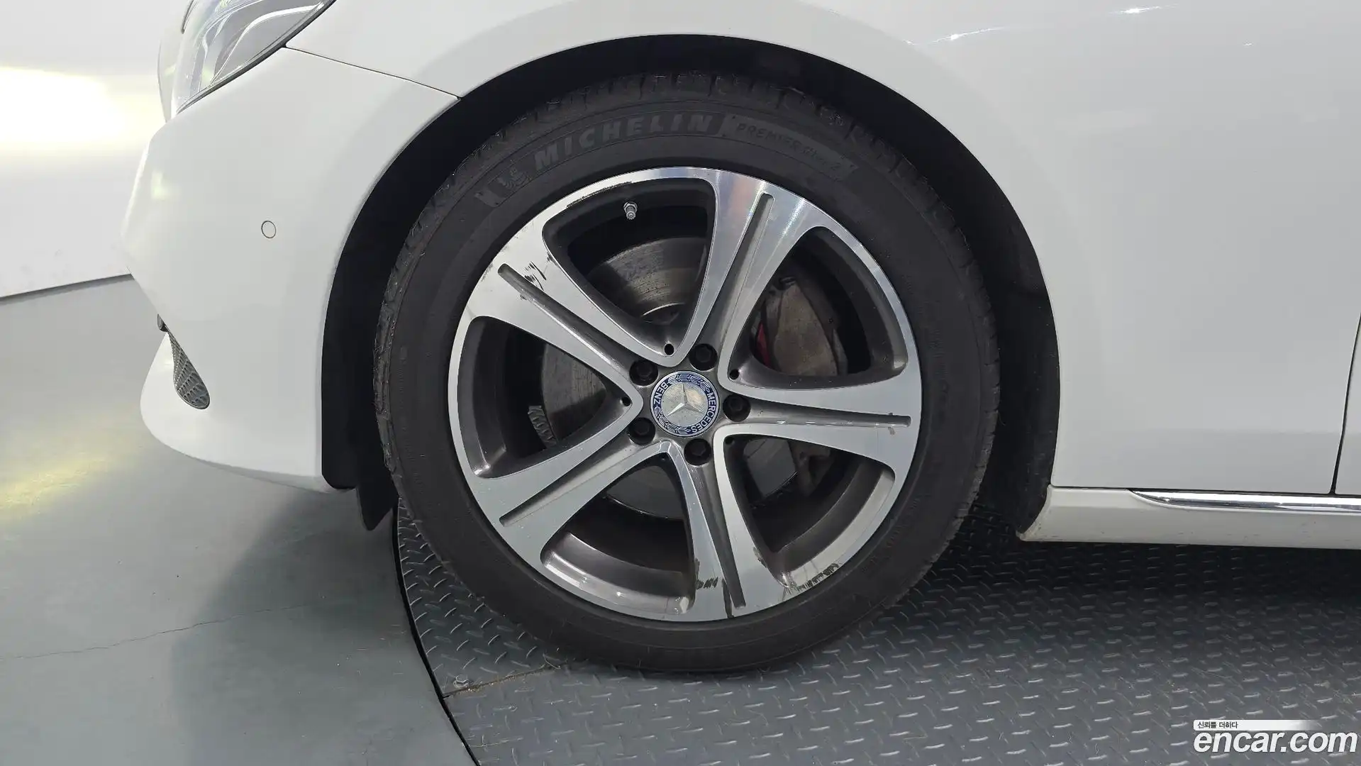 E-Class Mercedes-Benz 2016.6-OUTER-005