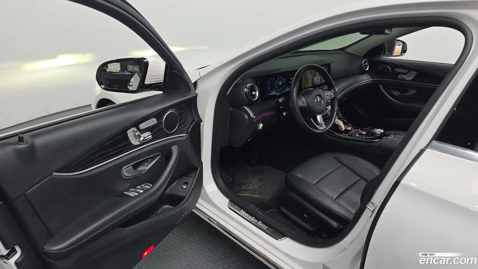 E-Class Mercedes-Benz 2016.6-INNER-010