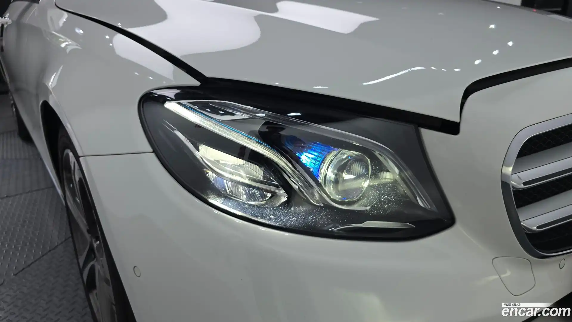 E-Class Mercedes-Benz 2016.6-OUTER-032