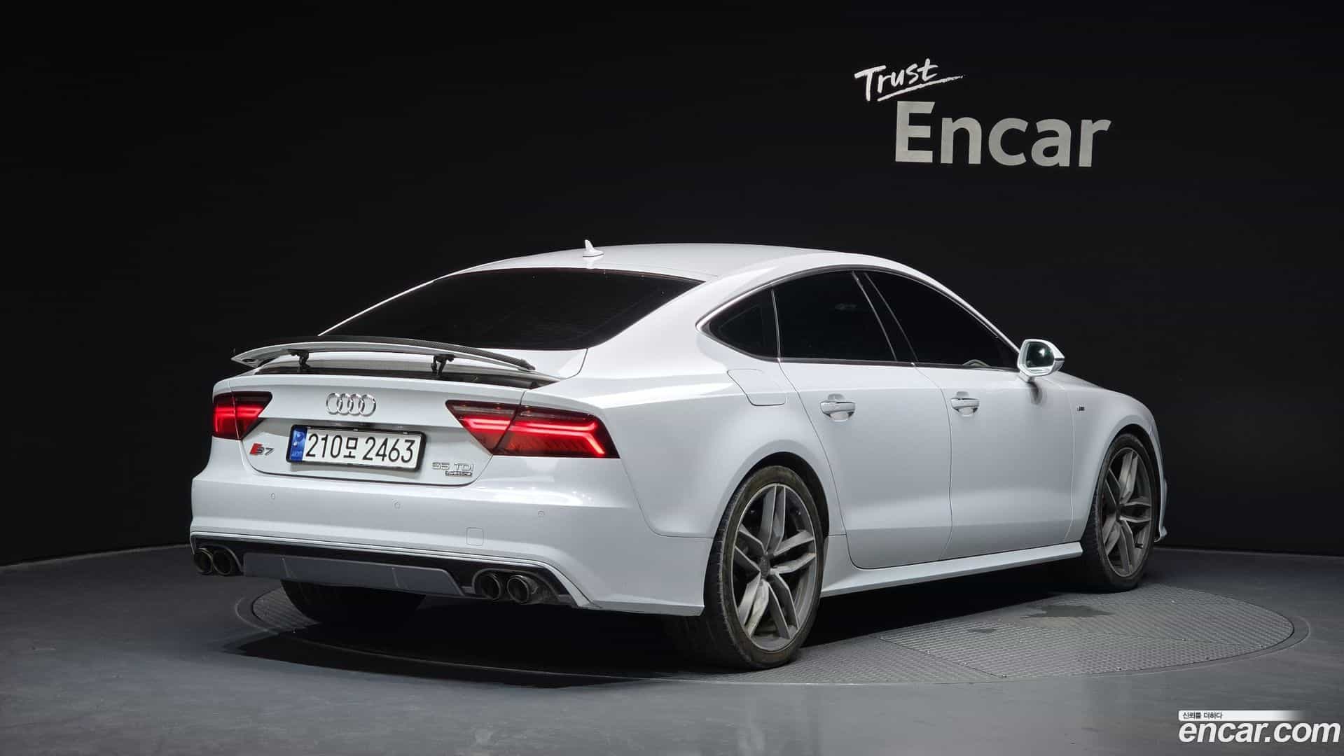A7 Audi 2016.0-OUTER-002