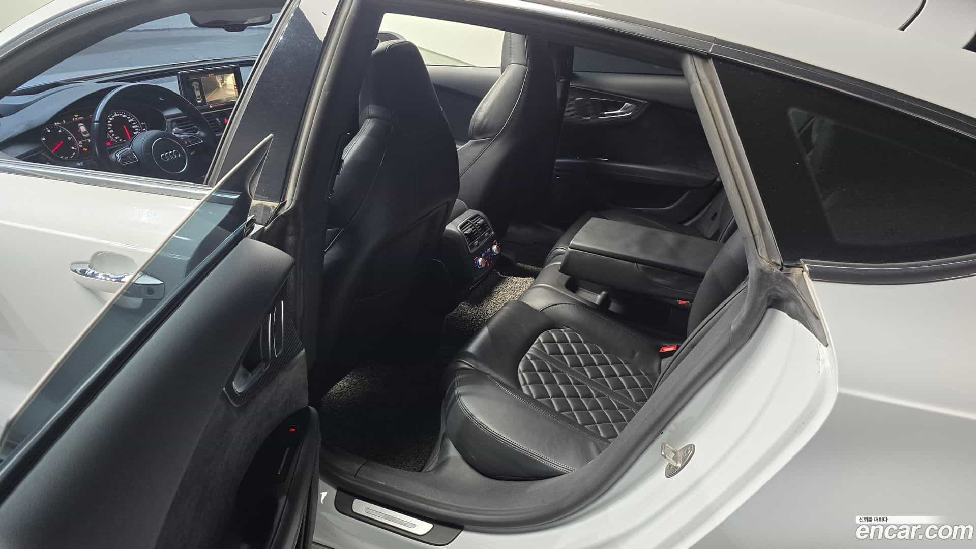 A7 Audi 2016.0-OPTION-015