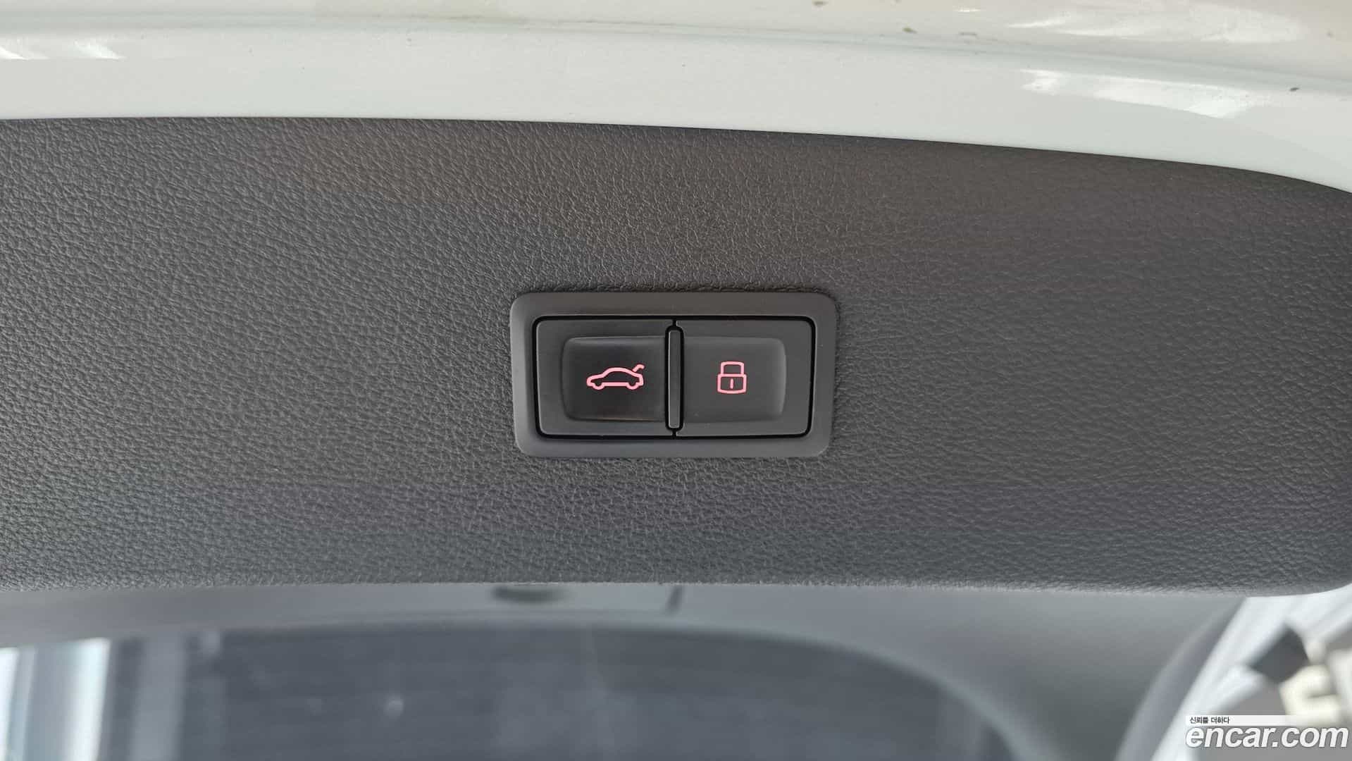 A7 Audi 2016.0-OPTION-024