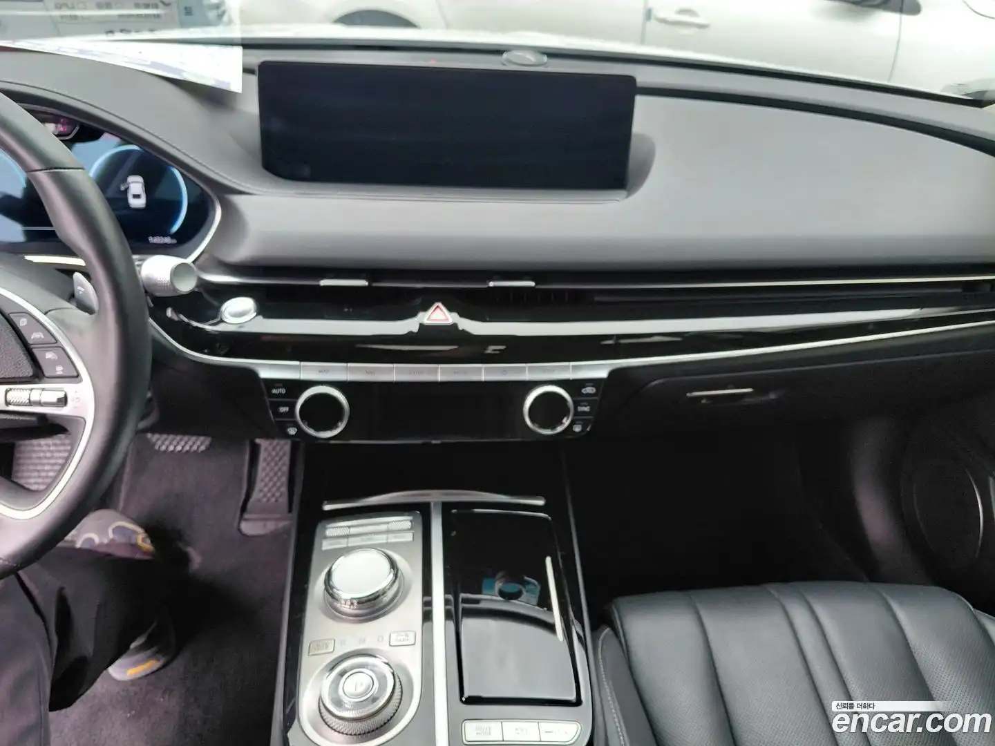 G80 Genesis 2022.11-INNER-009