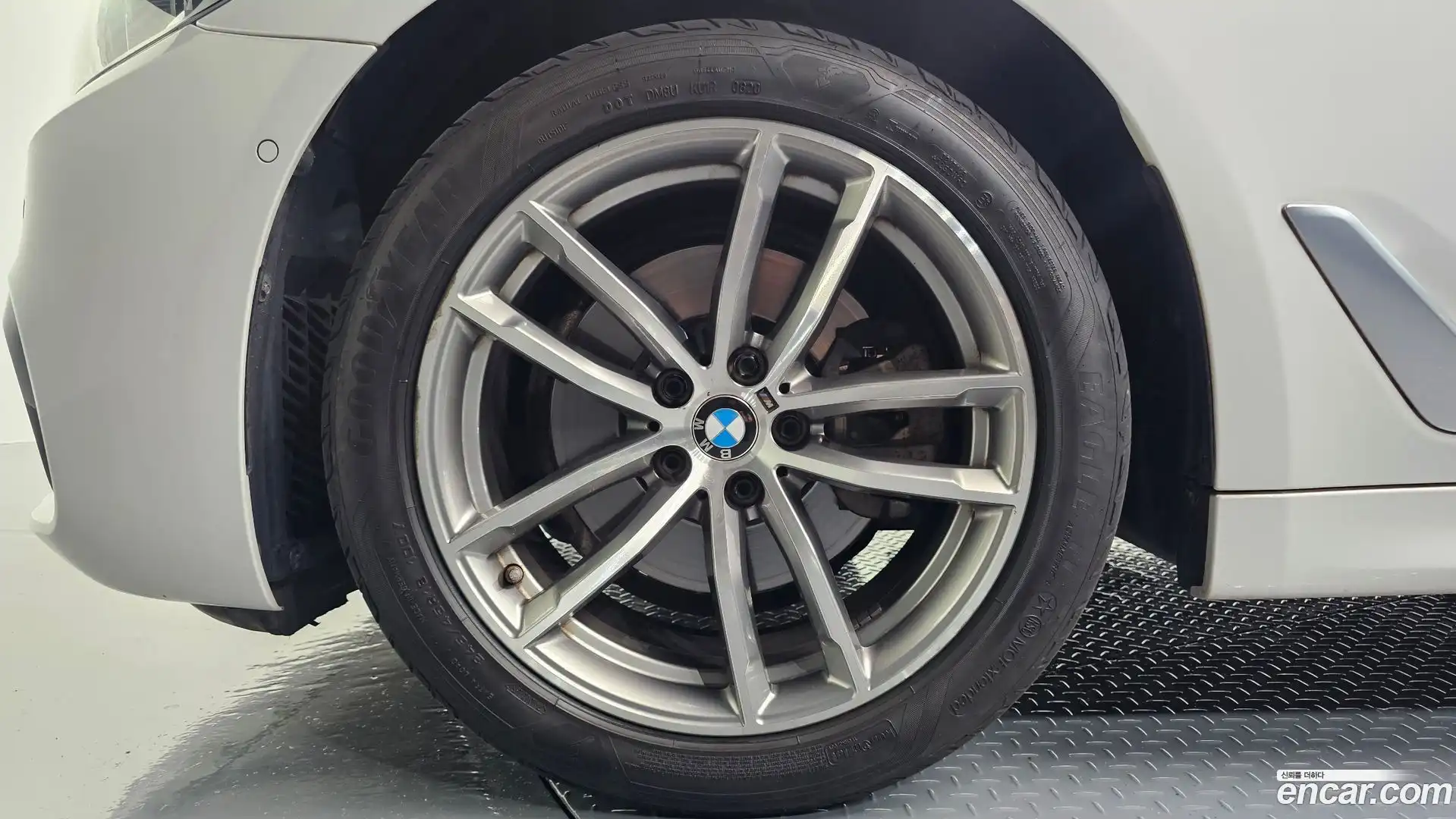 5-Series BMW 2017.11-OUTER-005