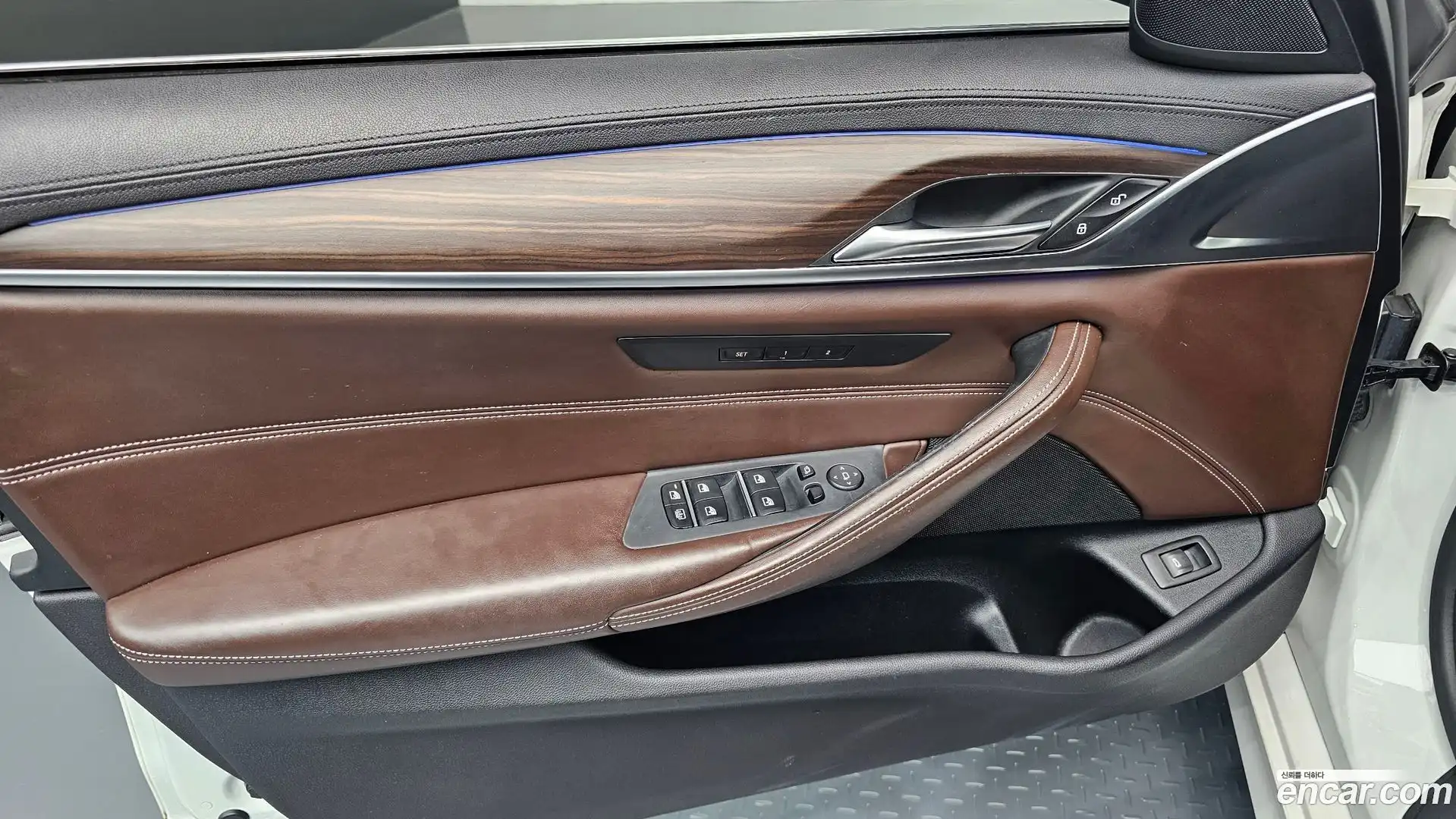 5-Series BMW 2017.11-INNER-034