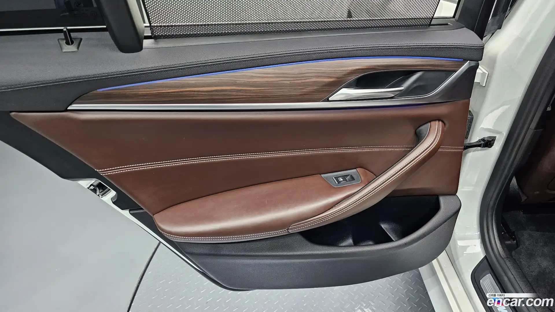 5-Series BMW 2017.11-INNER-035