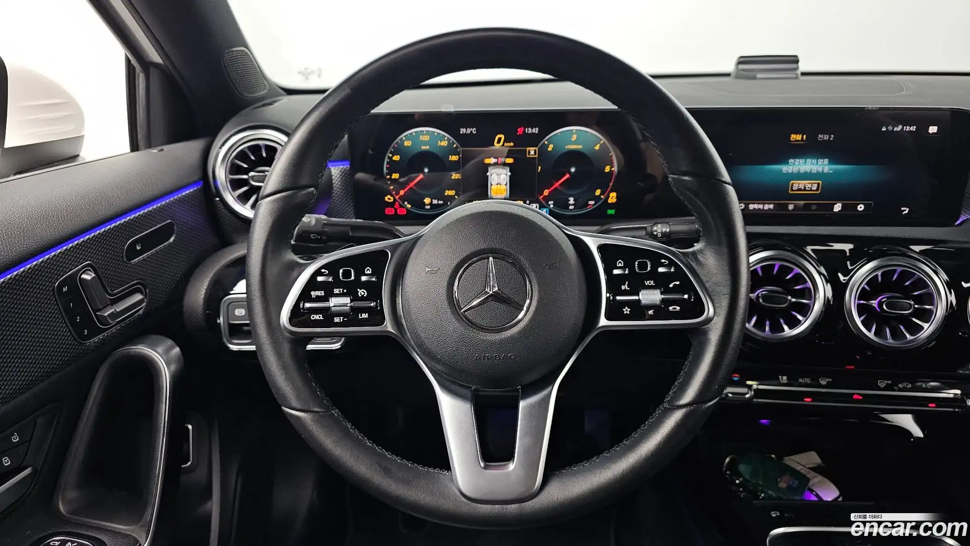 A-Class Mercedes-Benz 2021.7-OPTION-017