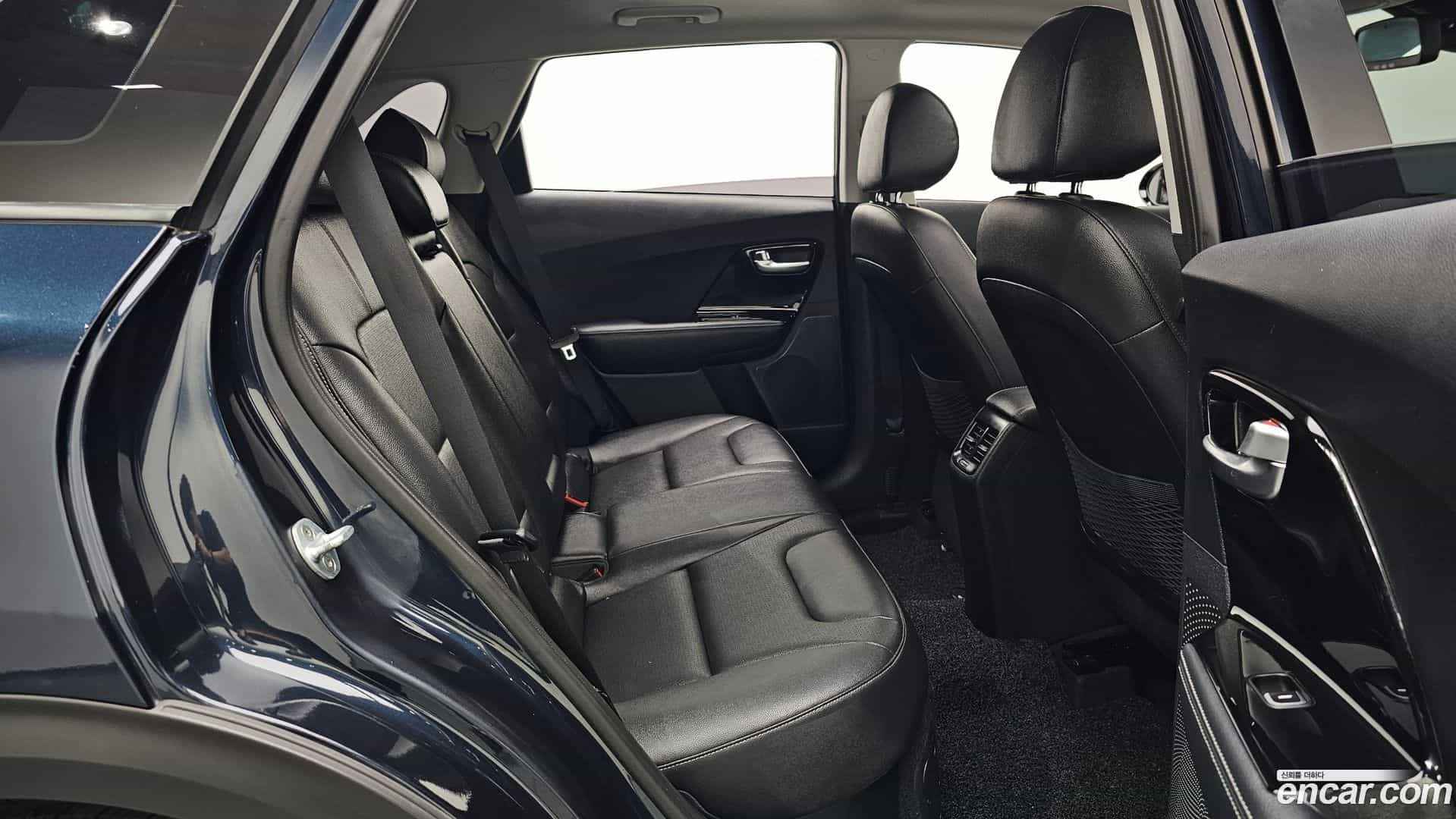 Niro Kia 2016.6-OPTION-016