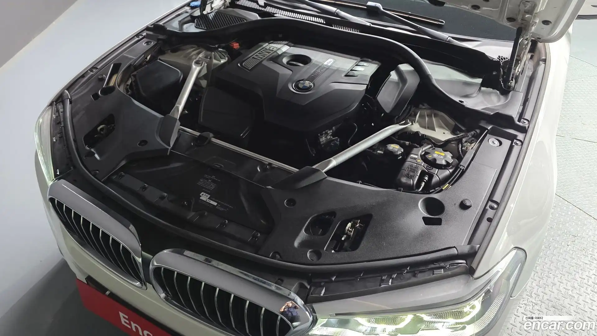 5-Series BMW 2018.5-OUTER-006