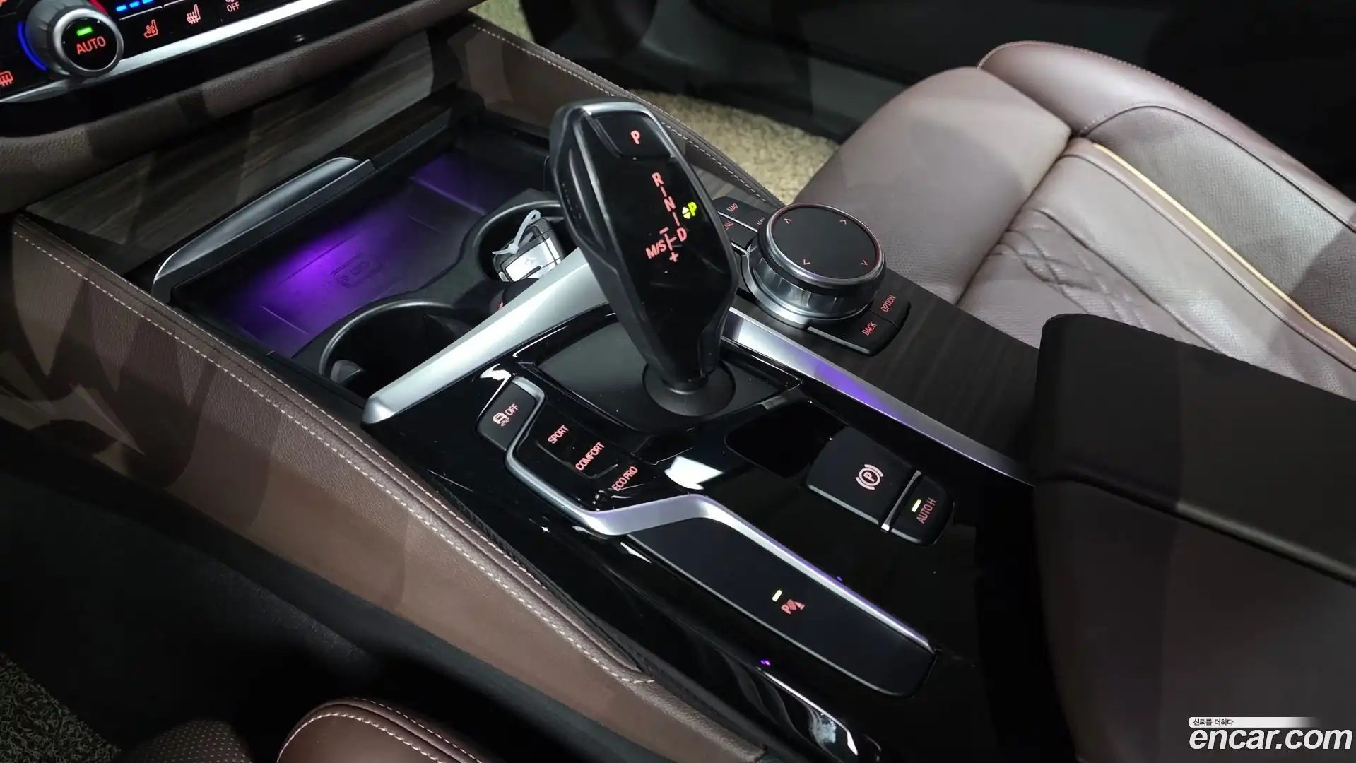 5-Series BMW 2018.5-INNER-009