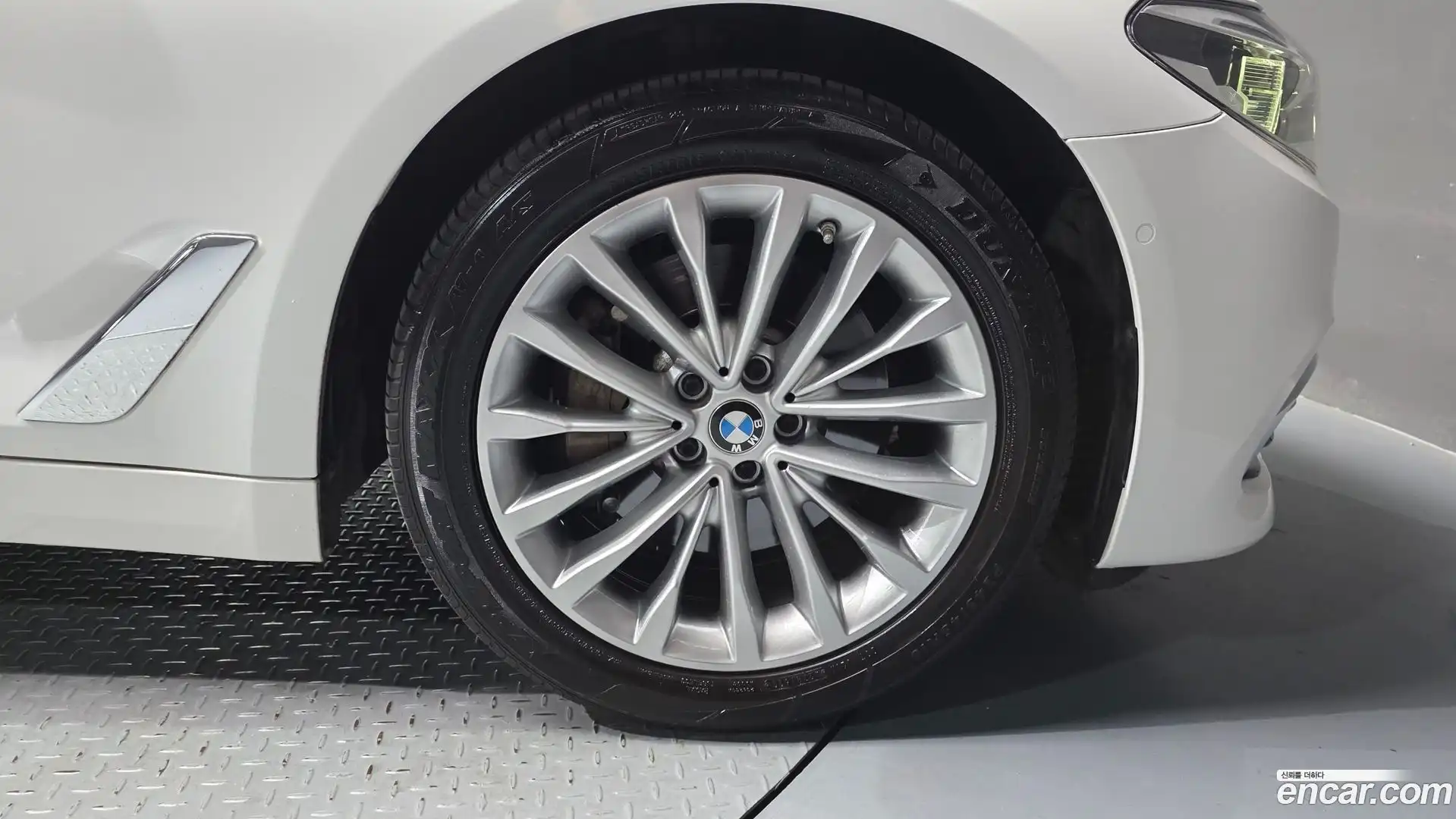 5-Series BMW 2018.5-OUTER-031