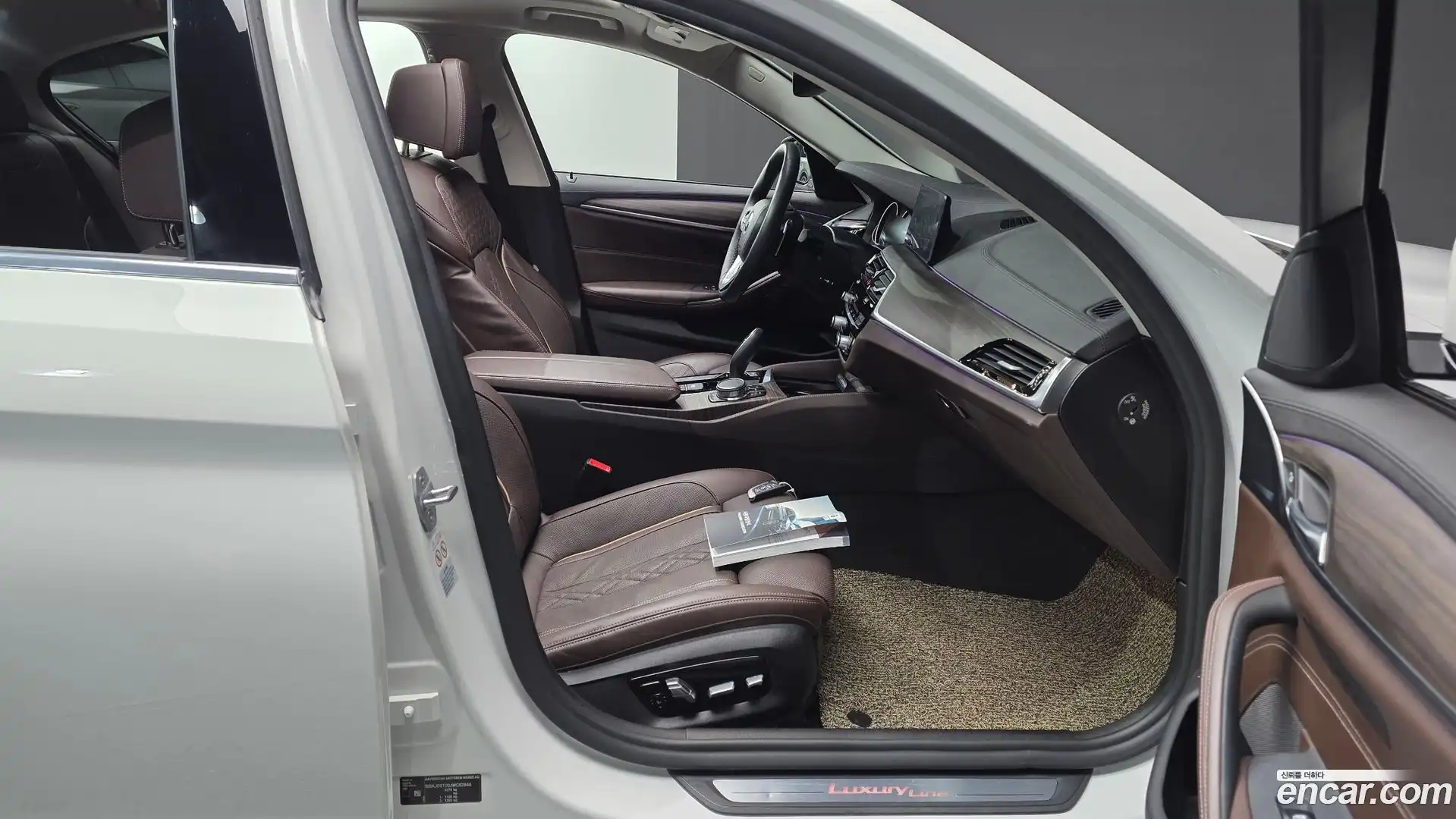 5-Series BMW 2018.5-INNER-036