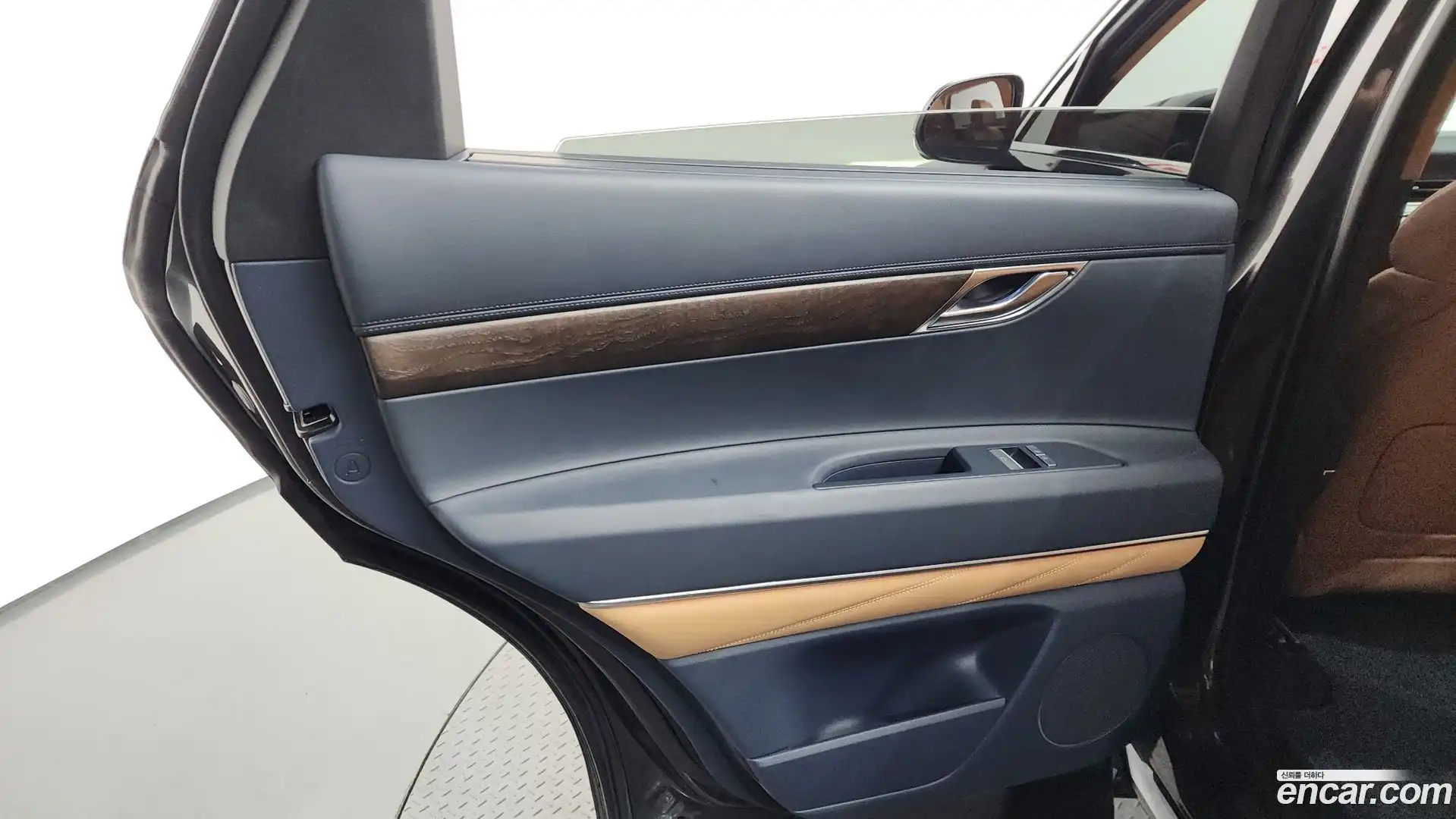 GV80 Genesis 2023.4-INNER-035