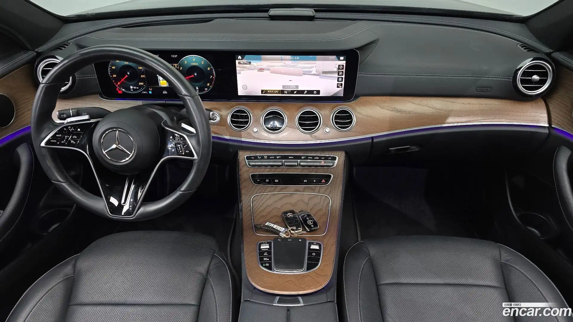 E-Class Mercedes-Benz 2021.7-INNER-007