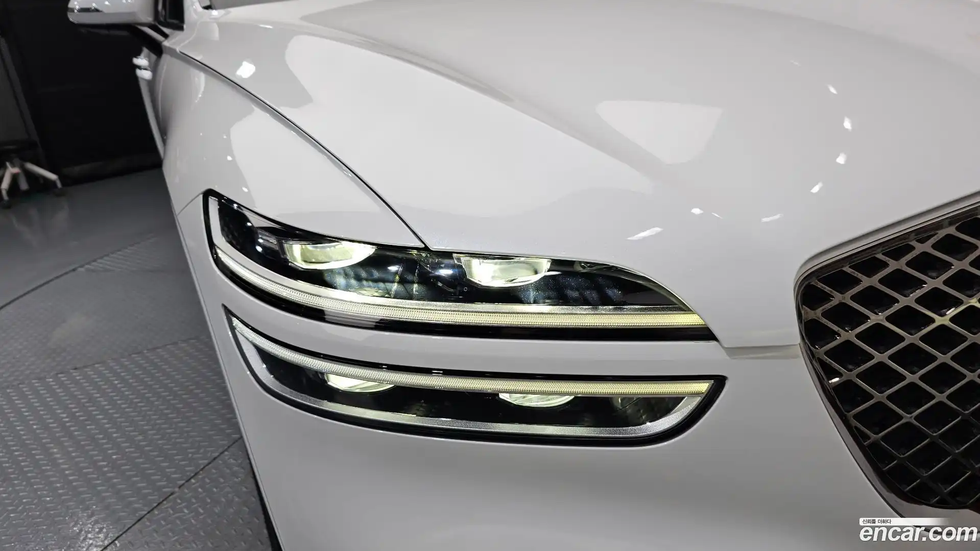 GV70 Genesis 2022.4-OUTER-032