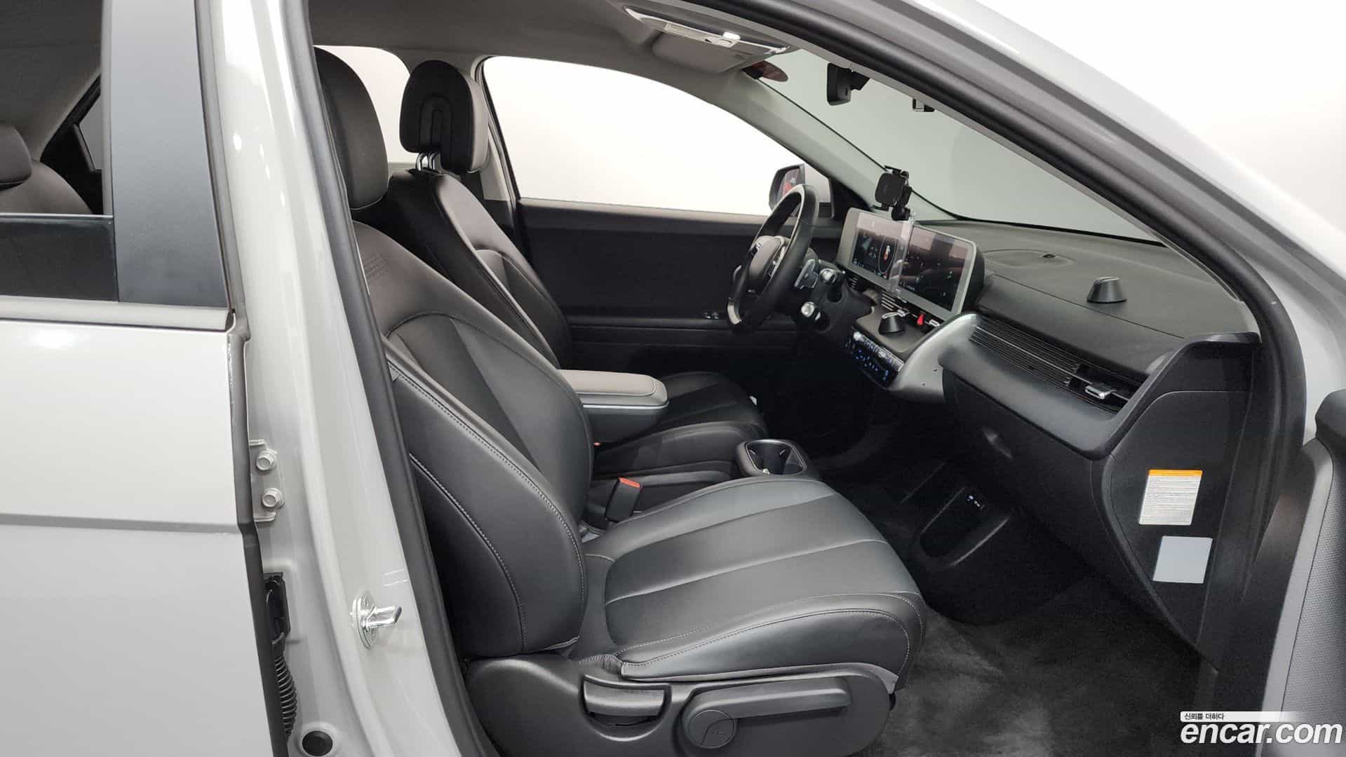 Ioniq5 Hyundai 2022.9-INNER-036