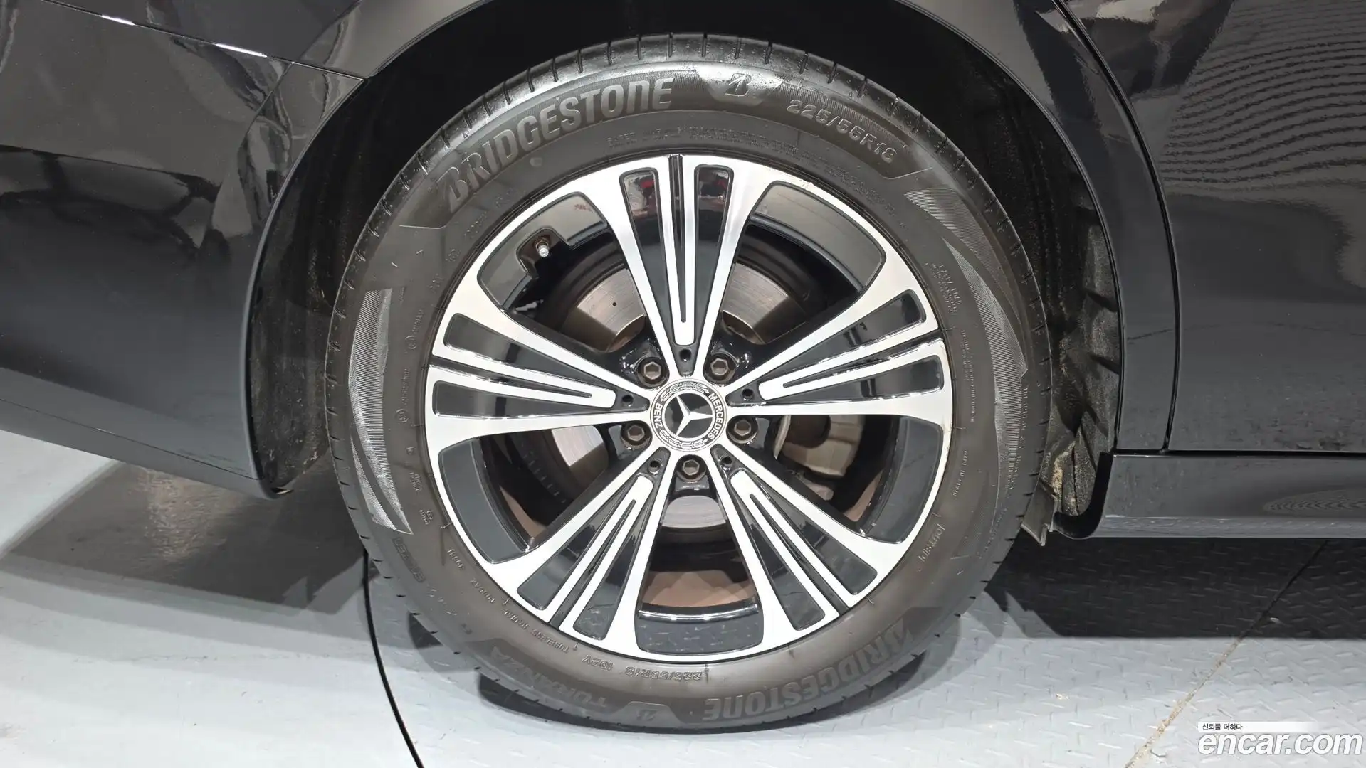 E-Class Mercedes-Benz 2024.4-OUTER-005
