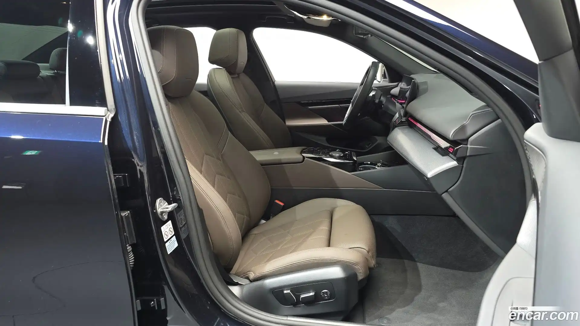 5-Series BMW 2024.3-OPTION-015