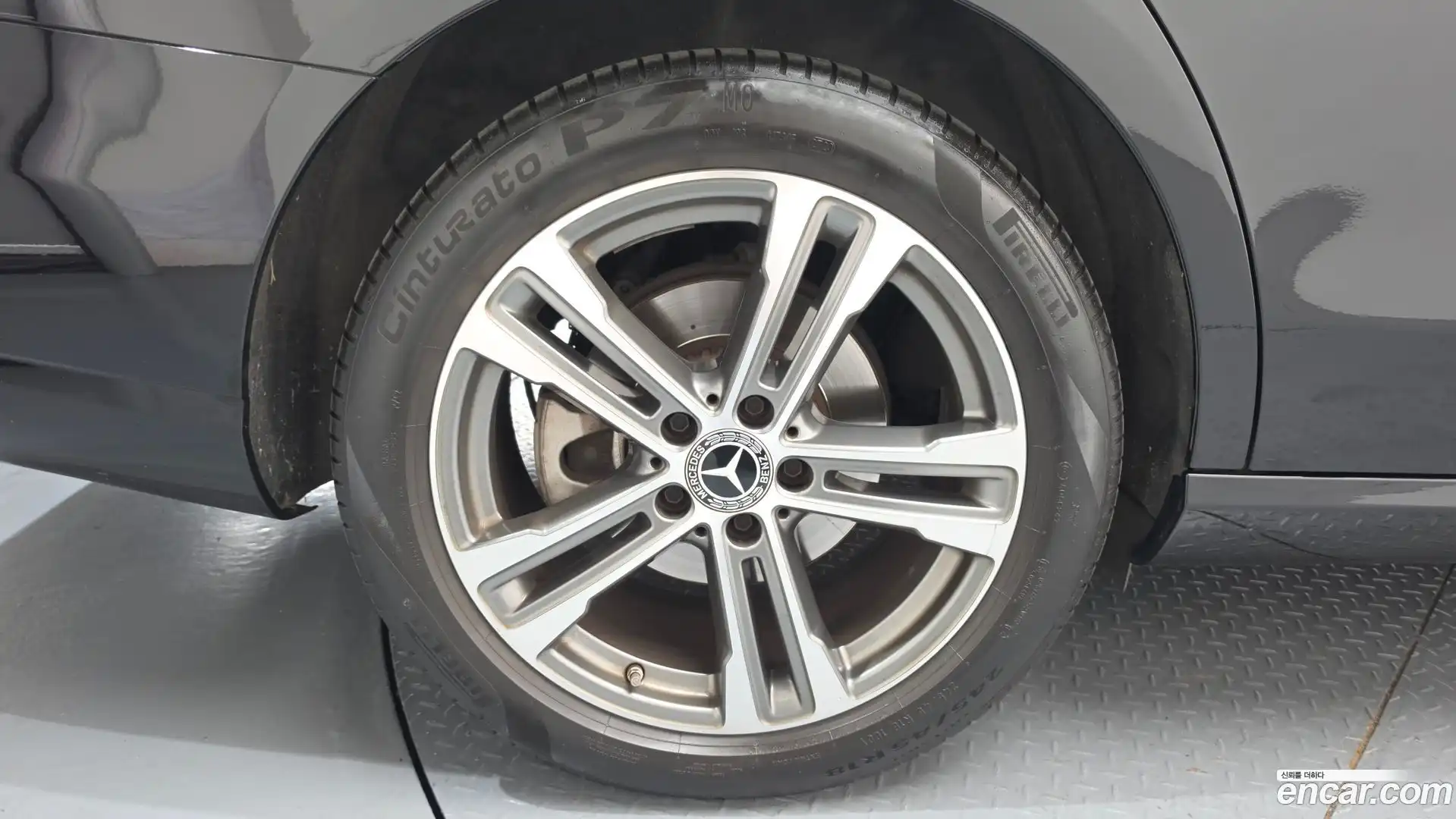 E-Class Mercedes-Benz 2023.10-OUTER-005