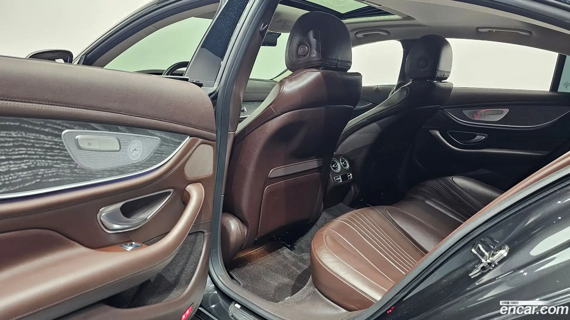 CLS-Class Mercedes-Benz 2021.4-OPTION-015