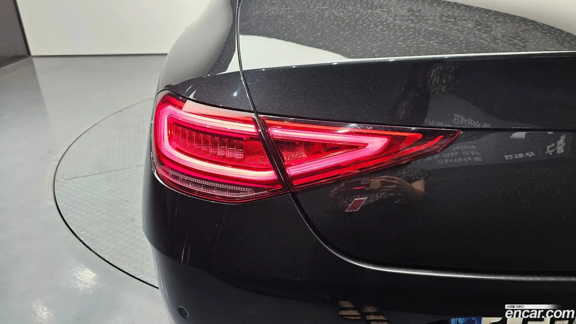 CLS-Class Mercedes-Benz 2021.4-OUTER-033