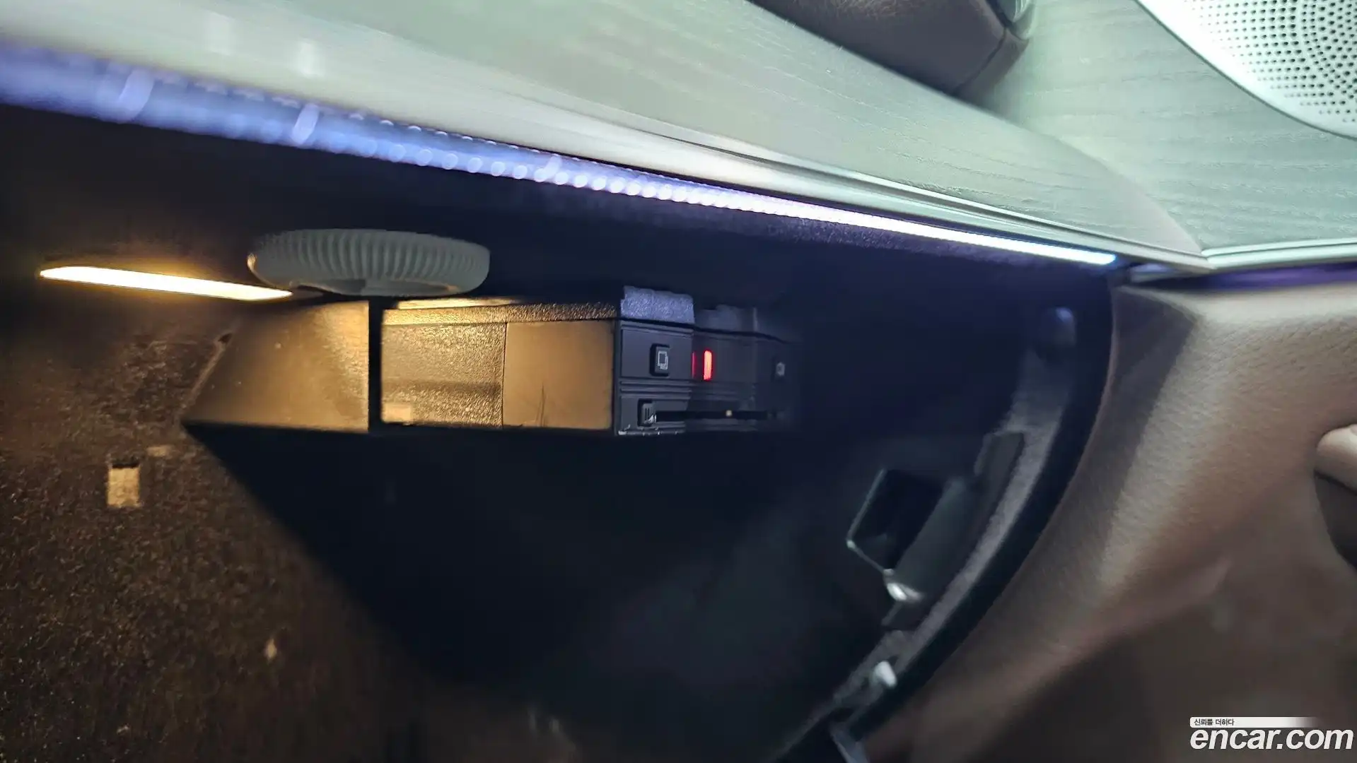 CLS-Class Mercedes-Benz 2021.4-OPTION-044