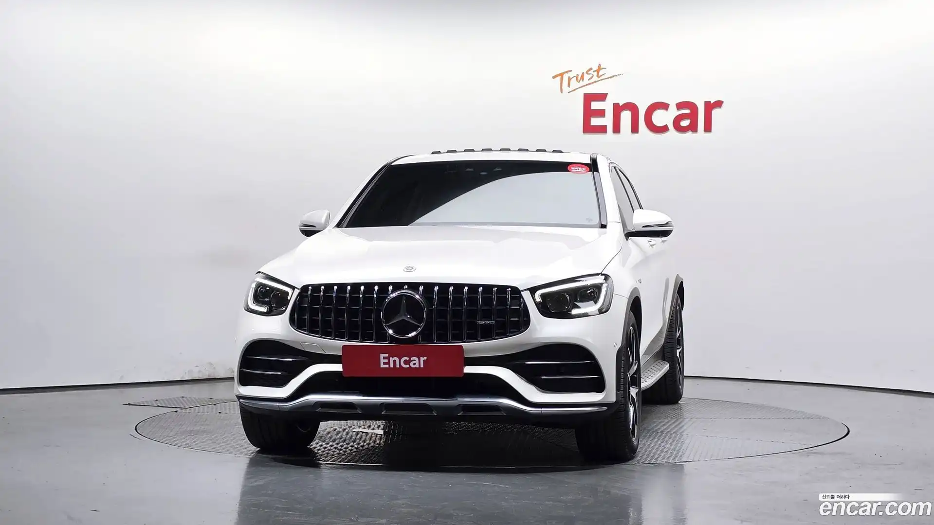 GLC-Class Mercedes-Benz 2021.8-OUTER-003