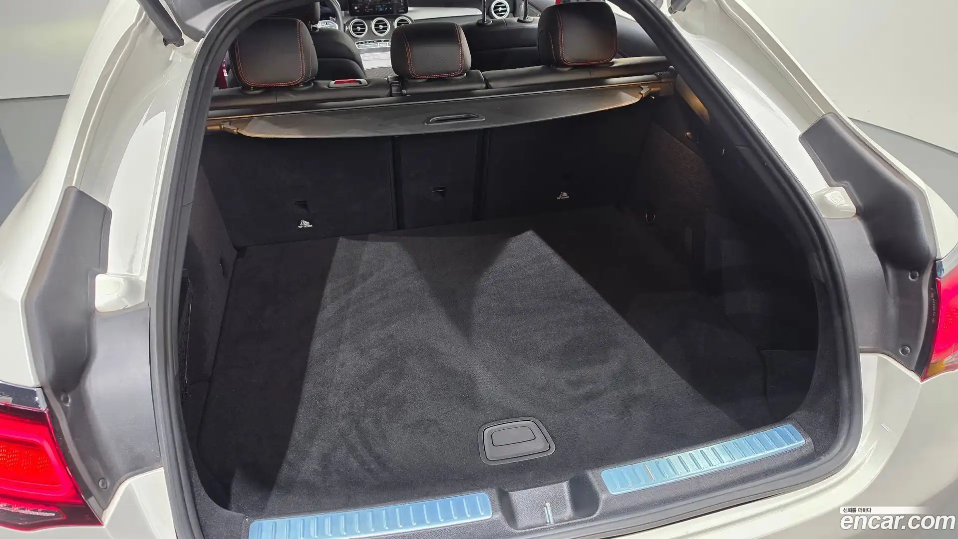 GLC-Class Mercedes-Benz 2021.8-OPTION-042