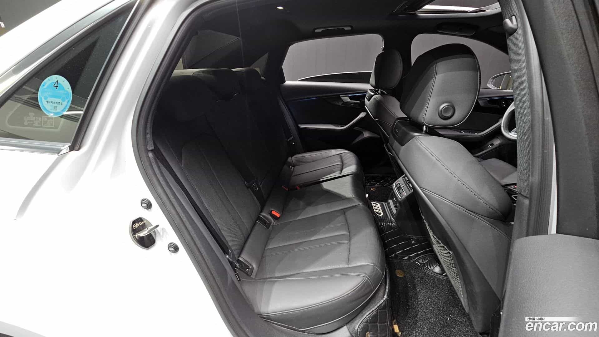 A4 Audi 2021.10-OPTION-015
