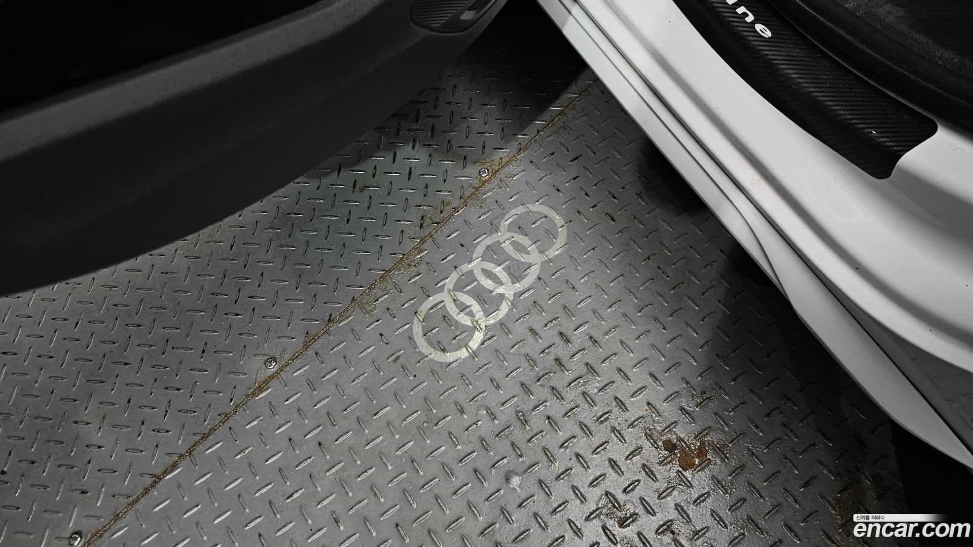 A4 Audi 2021.10-OPTION-016
