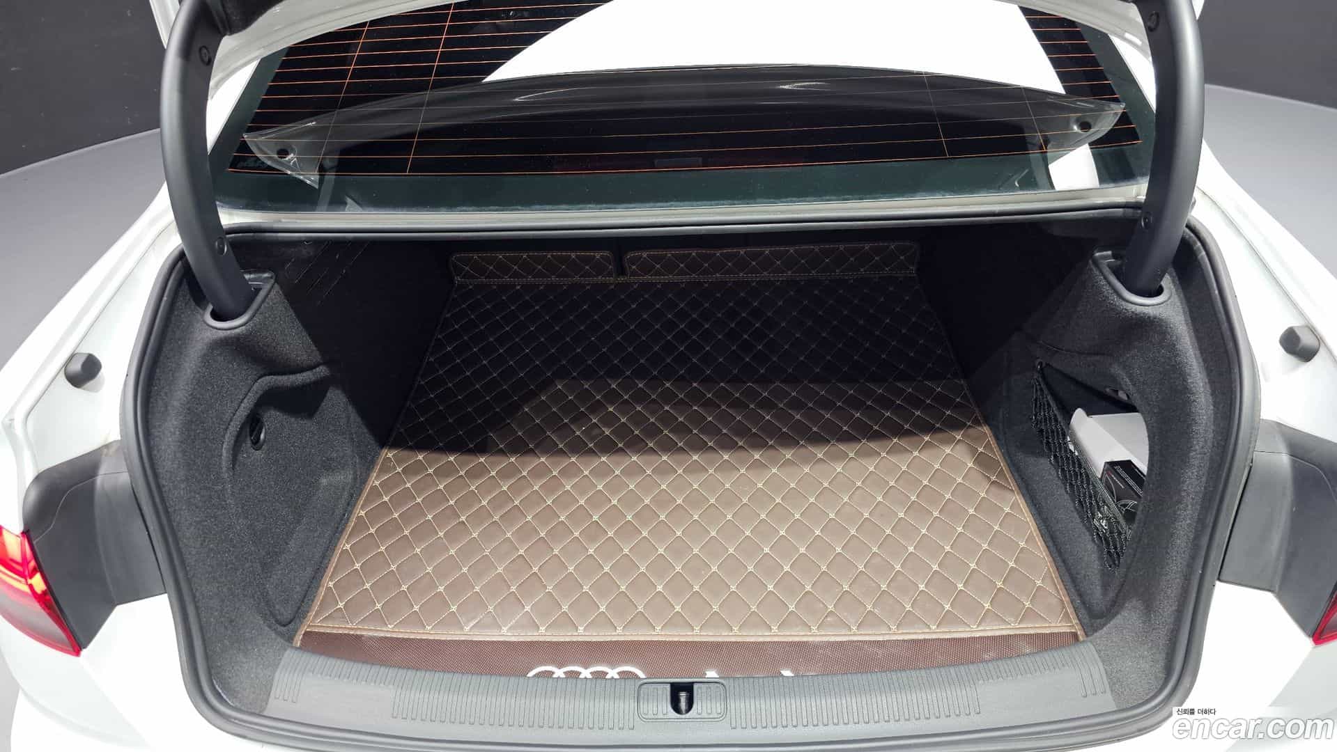 A4 Audi 2021.10-OPTION-024