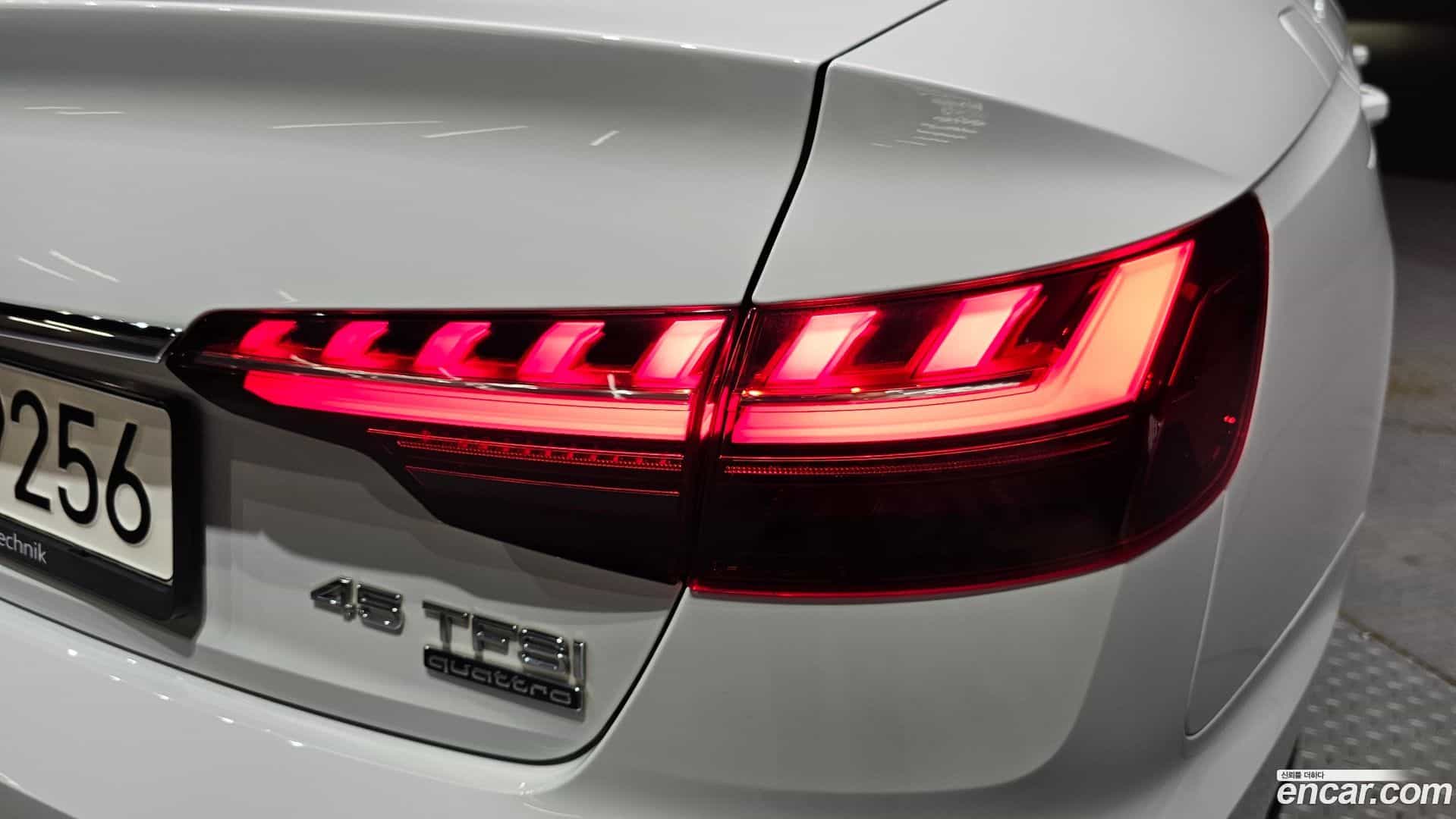 A4 Audi 2021.10-OUTER-033