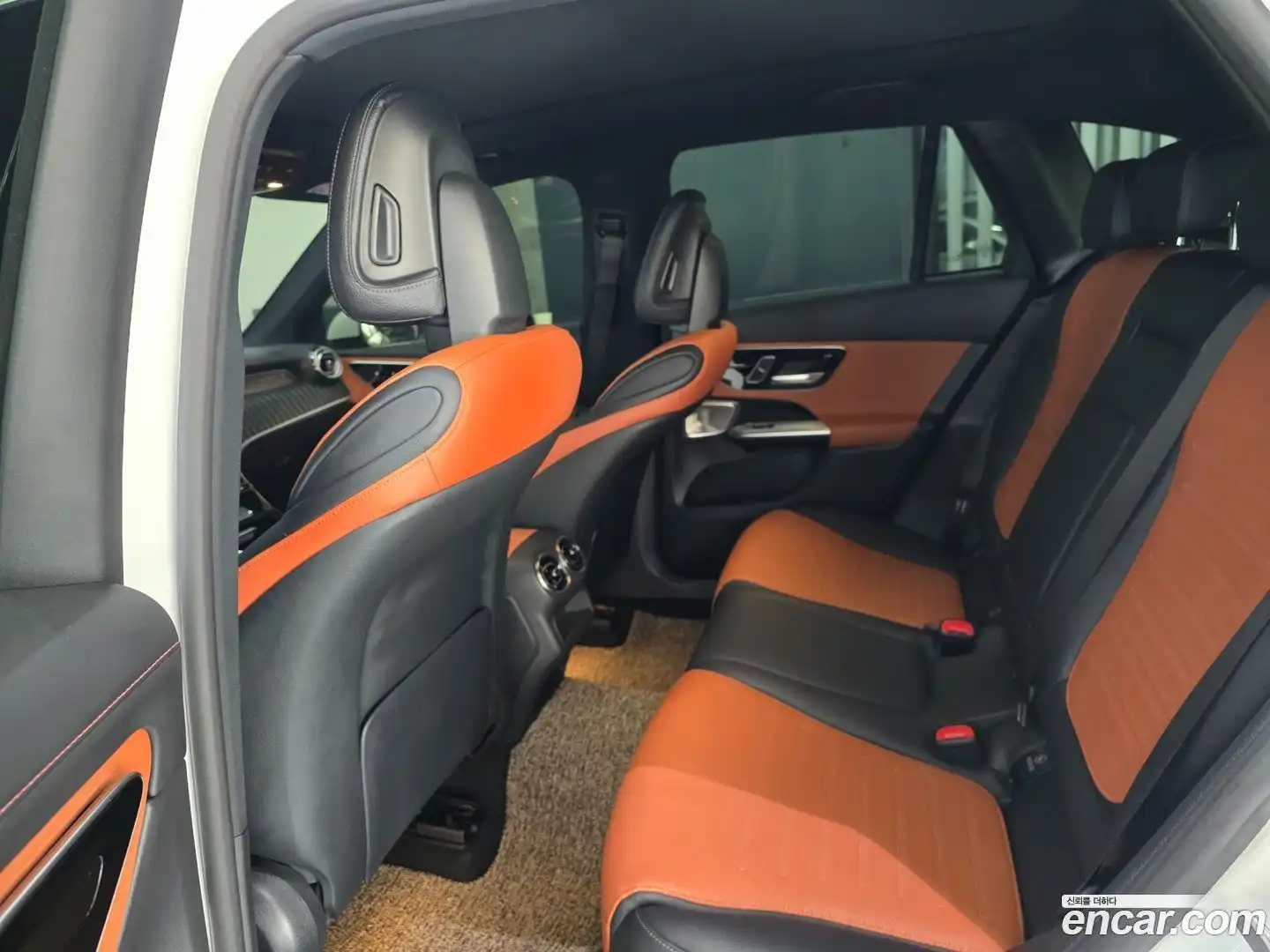 GLC-Class Mercedes-Benz 2023.6-OPTION-015