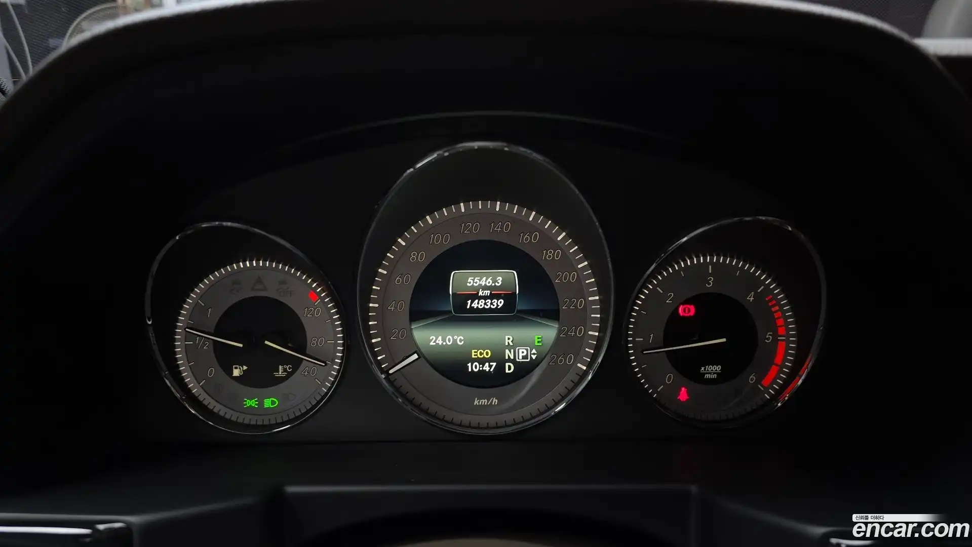 GLK-Class Mercedes-Benz 2014.7-INNER-008