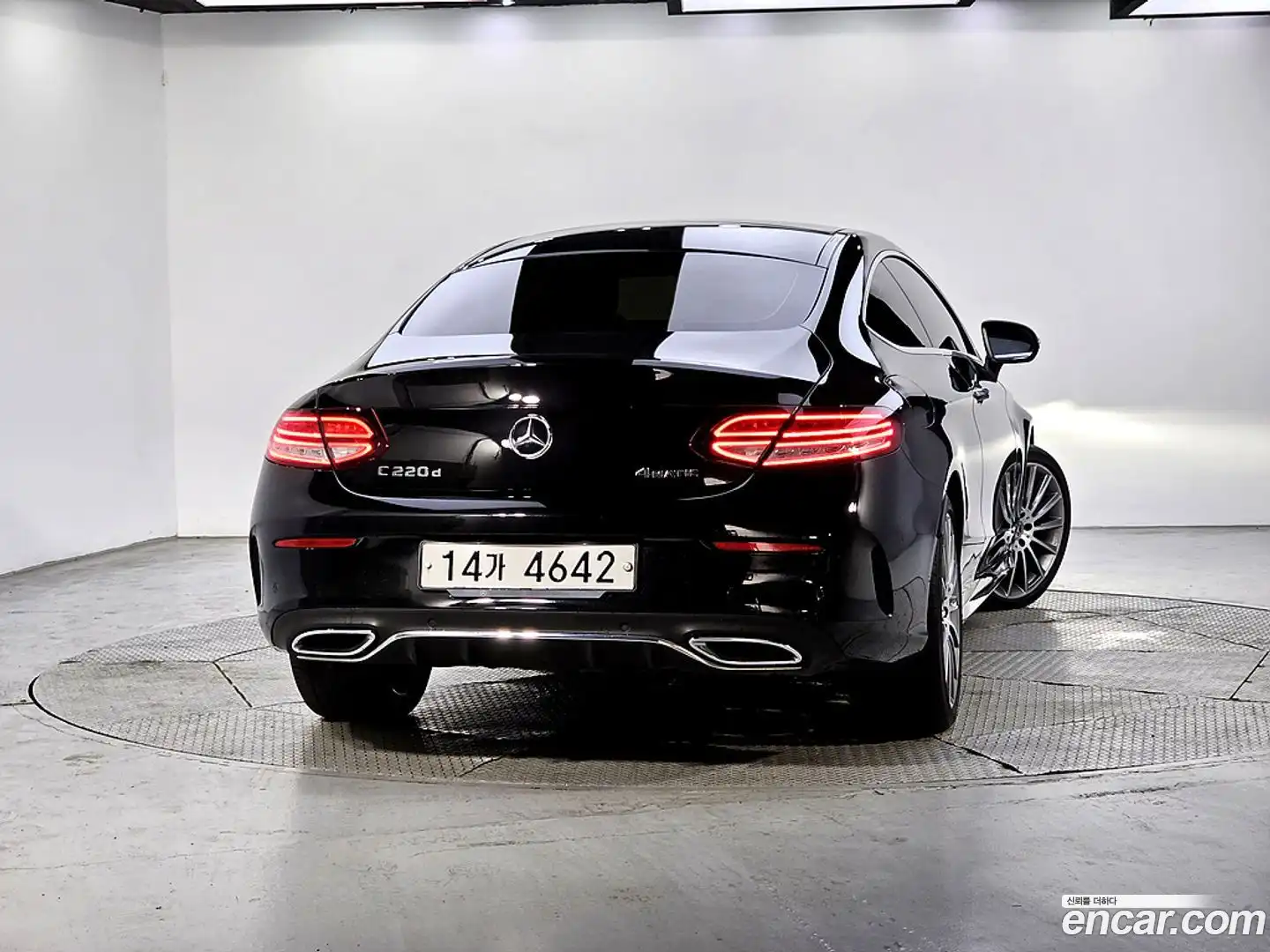 C-Class Mercedes-Benz 2019.5-OUTER-003