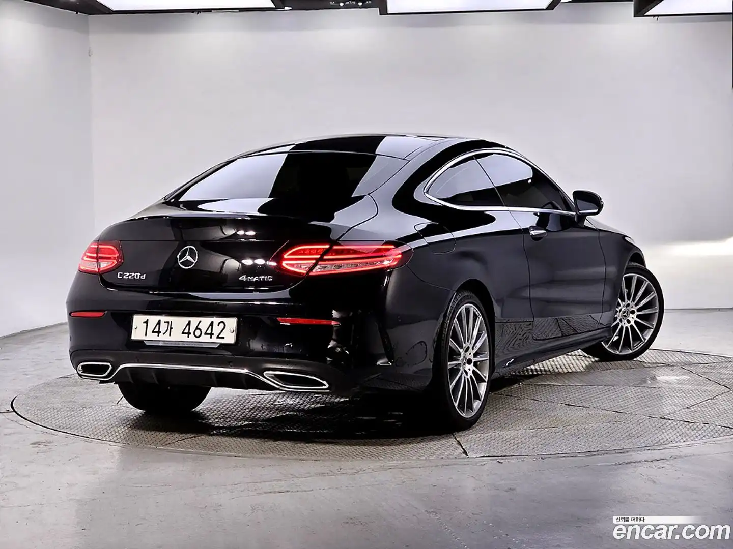 C-Class Mercedes-Benz 2019.5-OUTER-004