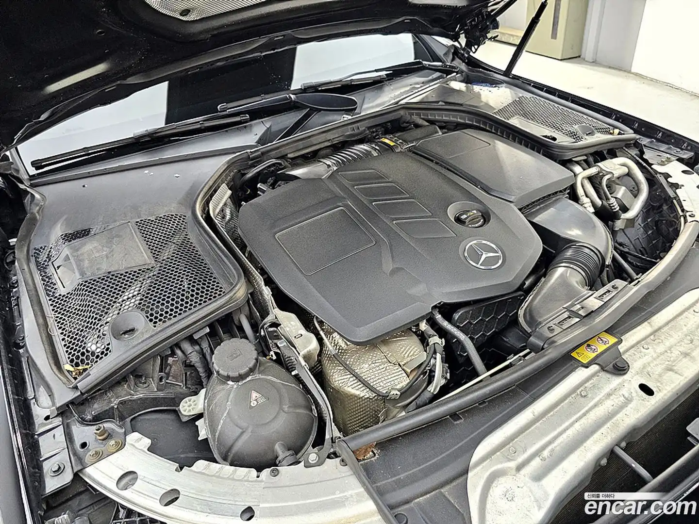 C-Class Mercedes-Benz 2019.5-OUTER-006