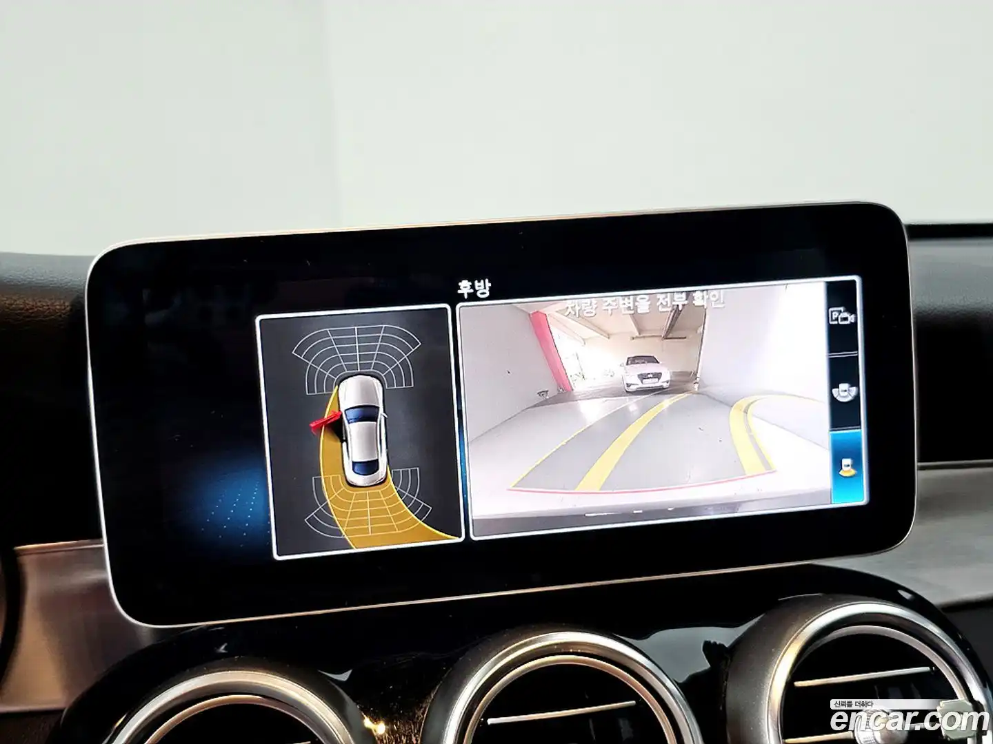 C-Class Mercedes-Benz 2019.5-OPTION-018