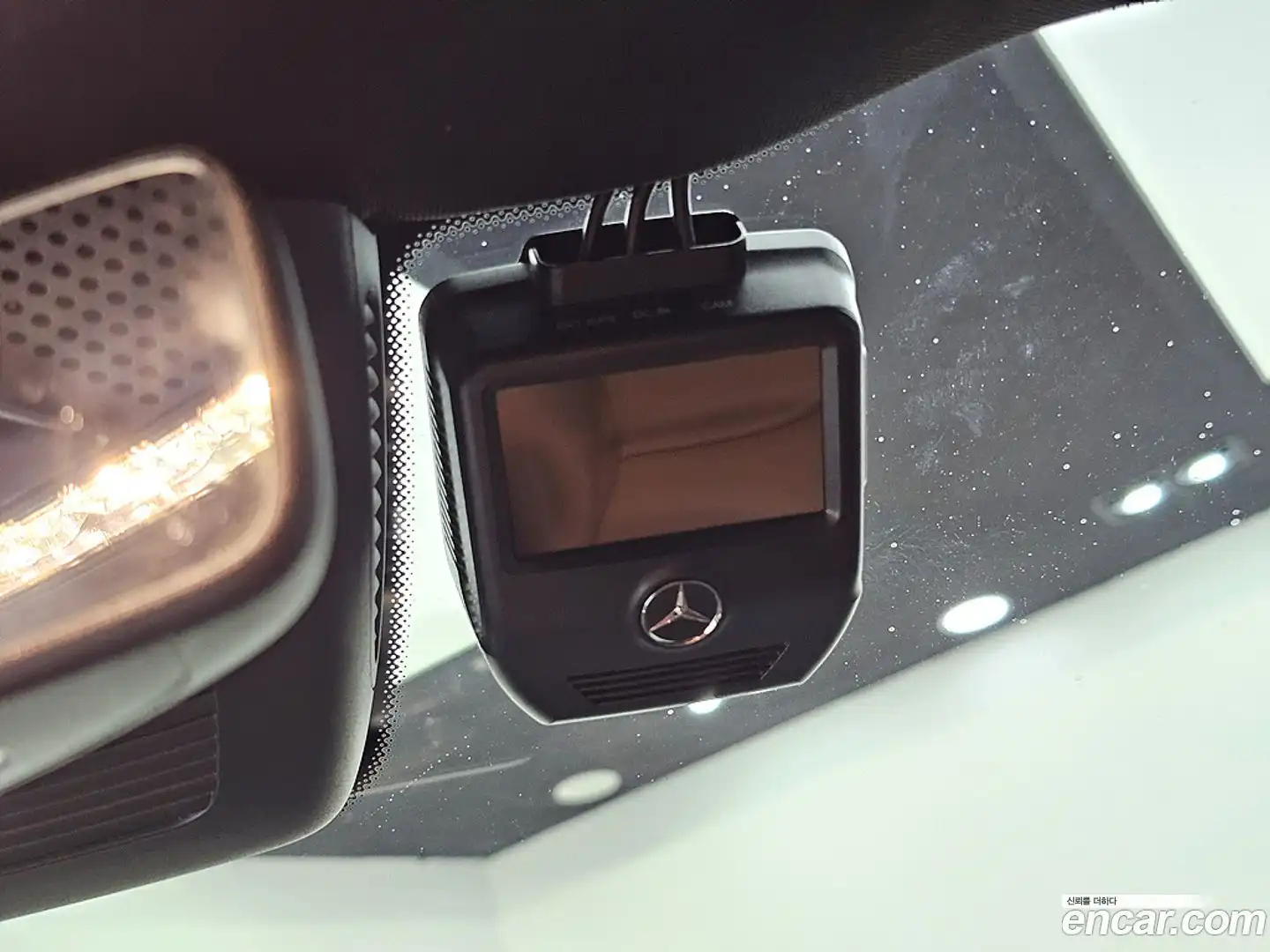 C-Class Mercedes-Benz 2019.5-OPTION-019