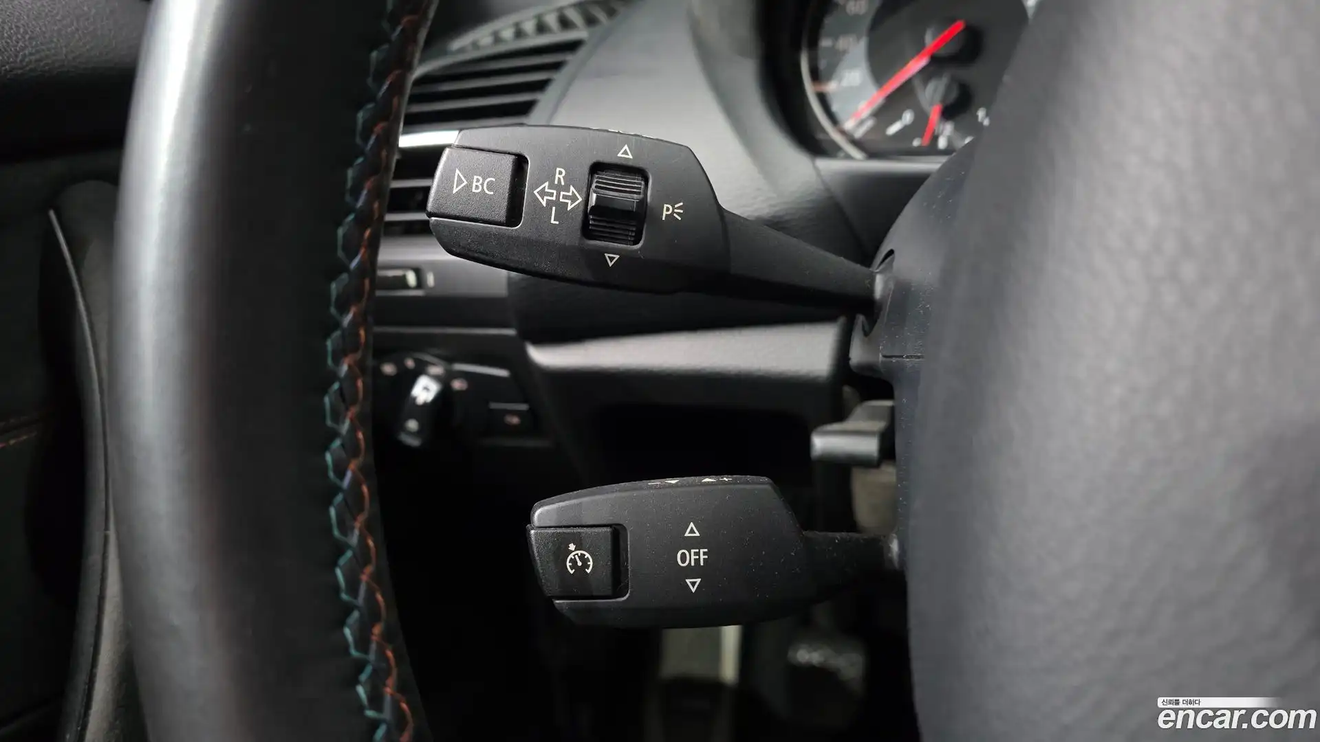 1M BMW 2012.0-OPTION-023