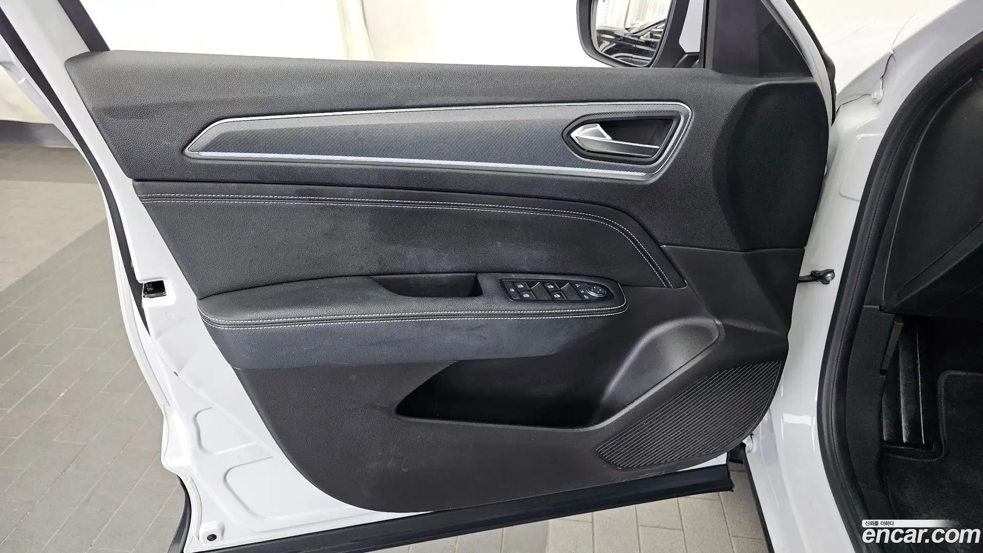 XM3 Renault Korea 2020.5-INNER-034
