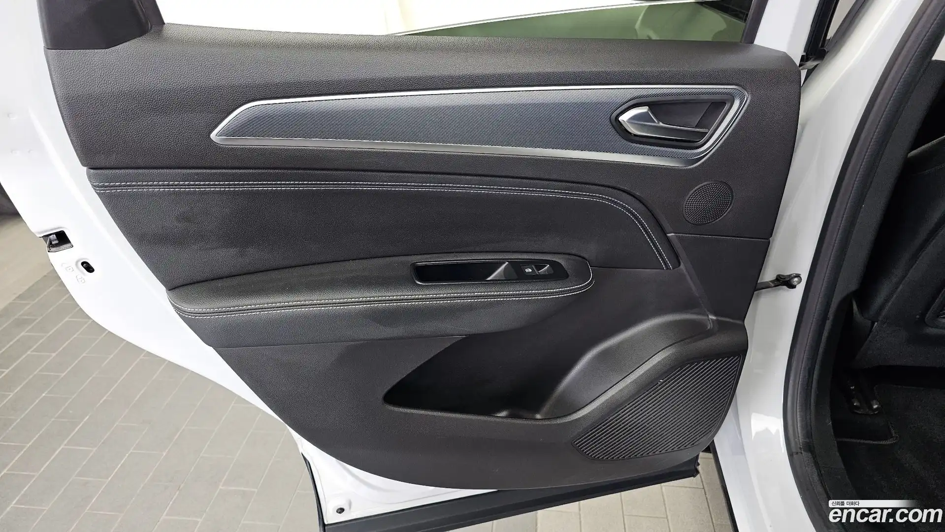 XM3 Renault Korea 2020.5-INNER-035