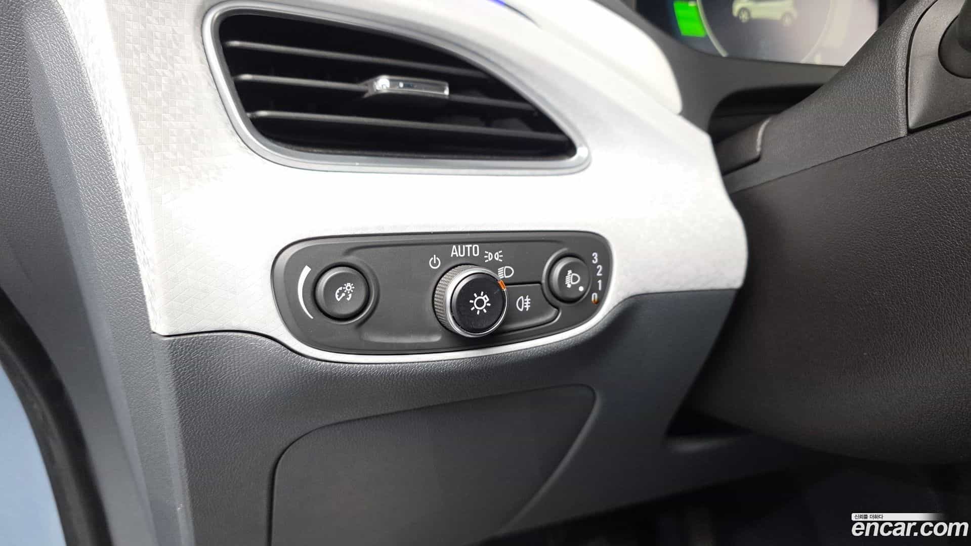 Bolt EV Chevrolet 2018.5-OPTION-040
