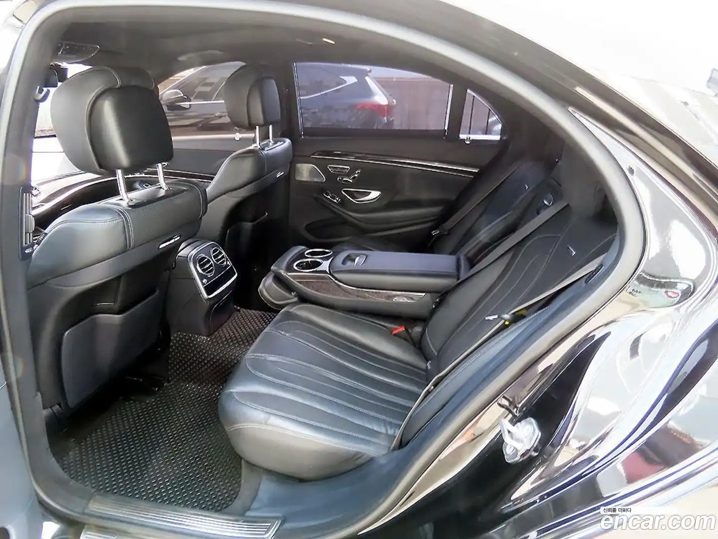 S-Class Mercedes-Benz 2018.2-OUTER-006