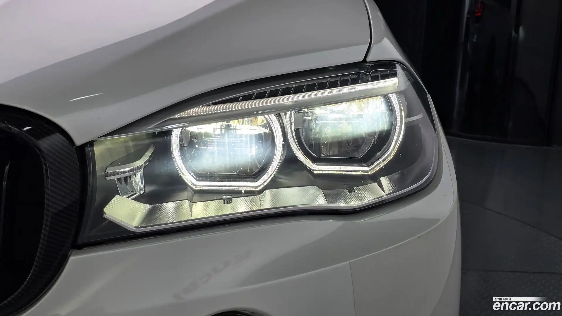 X5 BMW 2017.2-OUTER-032