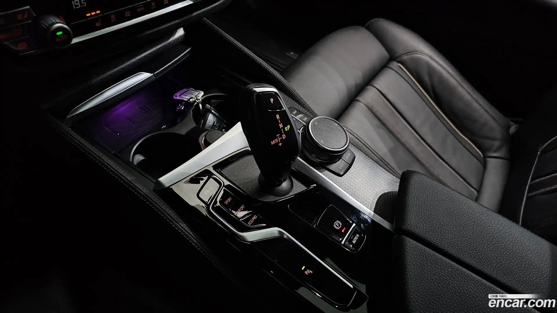 5-Series BMW 2022.11-INNER-009