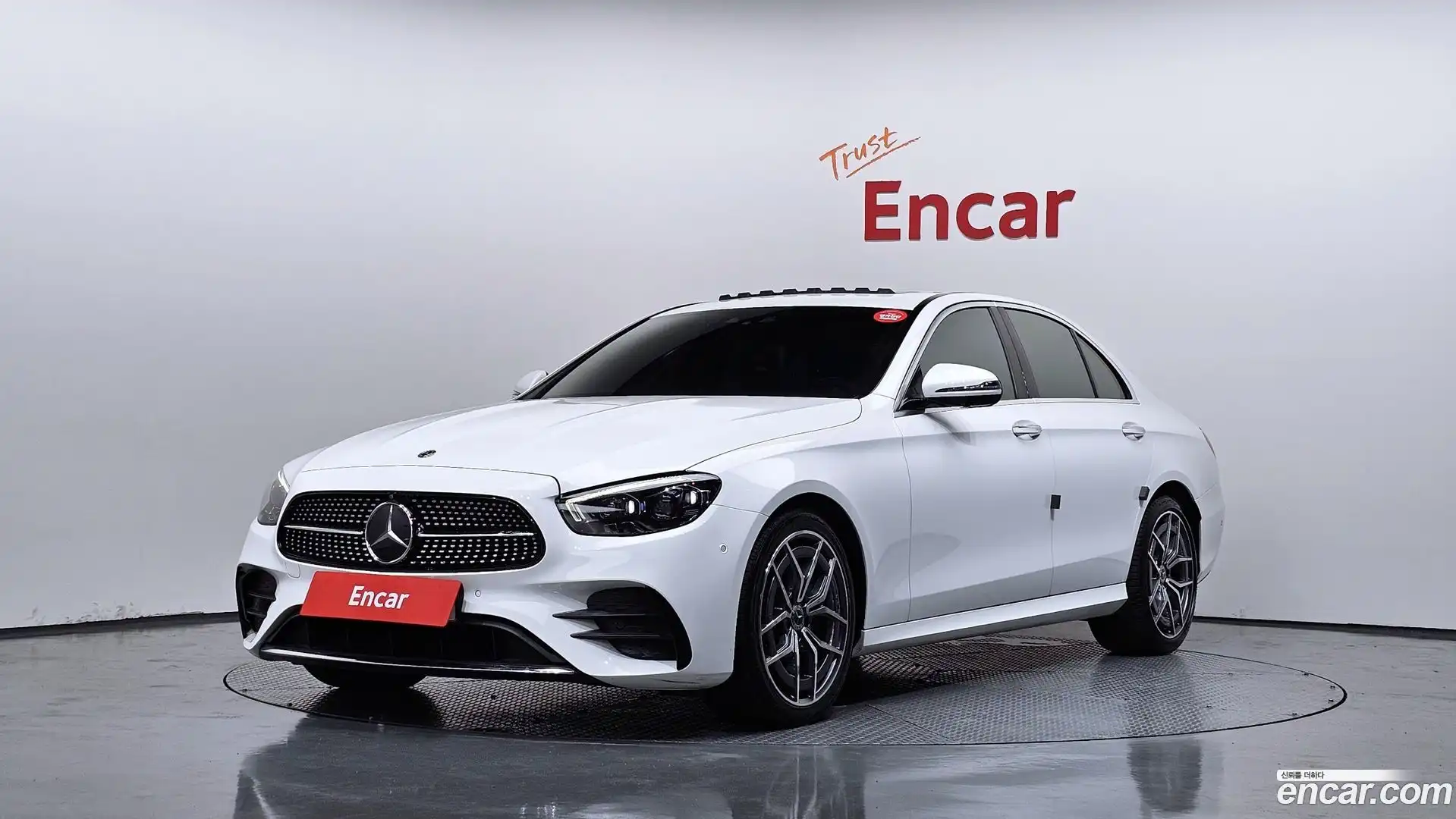 E-Class Mercedes-Benz 2020.11-OUTER-001