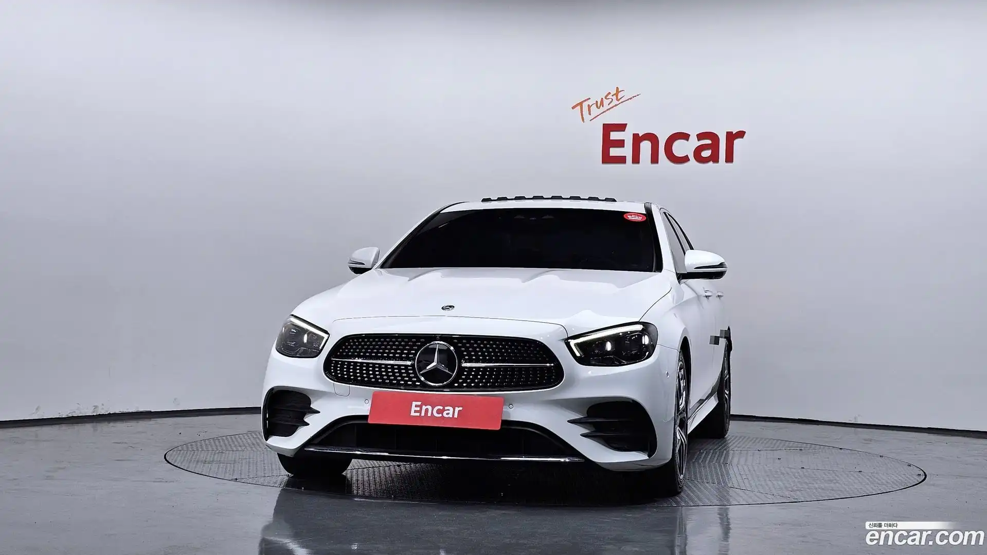 E-Class Mercedes-Benz 2020.11-OUTER-003