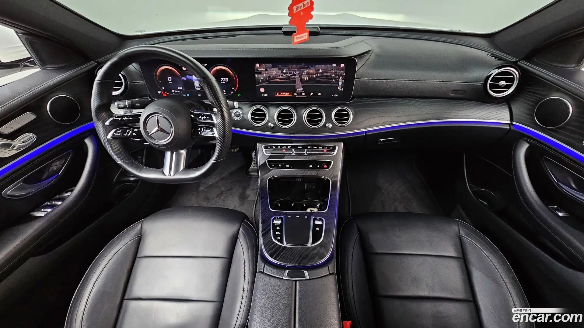 E-Class Mercedes-Benz 2020.11-INNER-007